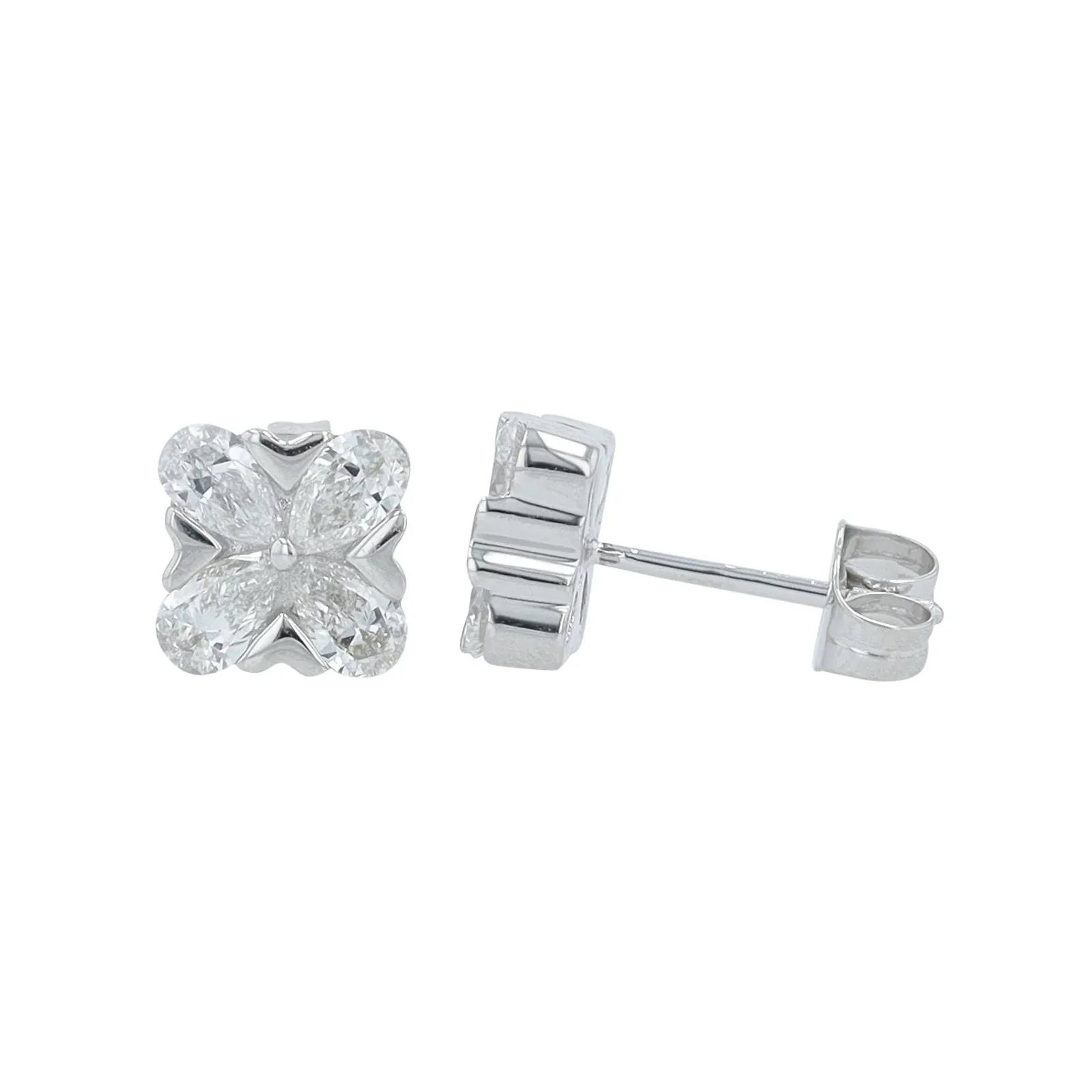 14K 1 CT Lab Grown Diamond Cluster Studs<p><strong>Lab Grown Diamond</p></strong><p><strong>More Colors Available</p></strong>