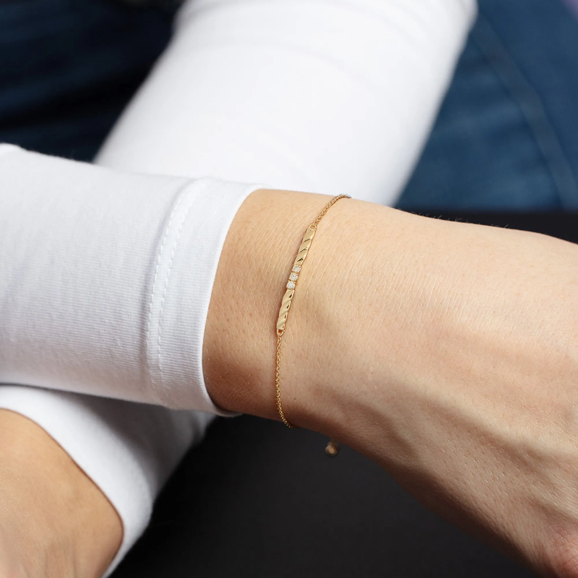 14K Diamond Twisted Bar Bracelet