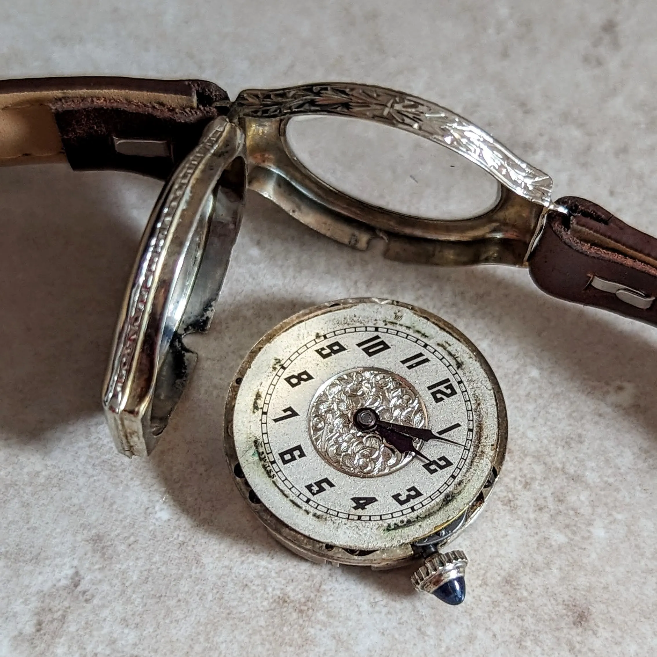 14K GOLD 1920s ART DECO Wristwatch by Erima Watch 15 Jewels 2 ADJ Swiss Made