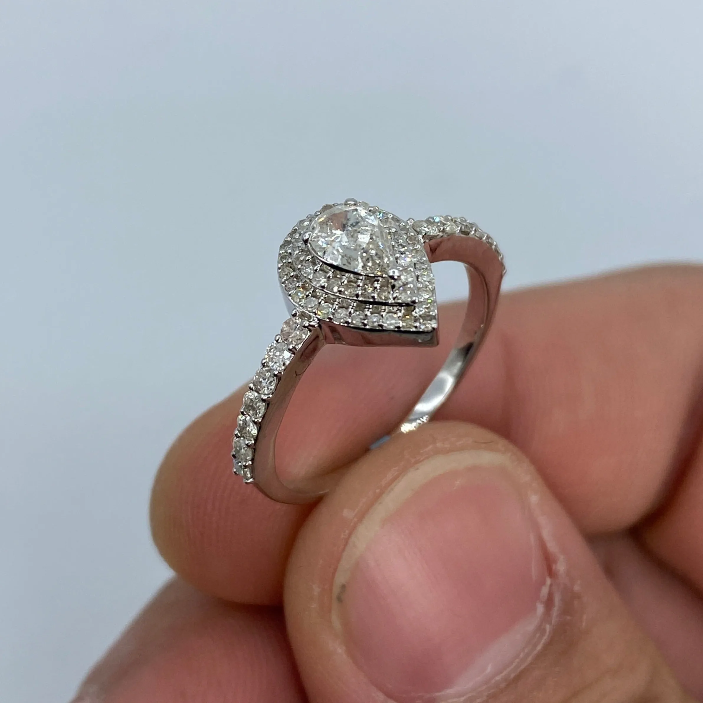 14K Pear Shape Large Center Stone Diamond Engagement Ring