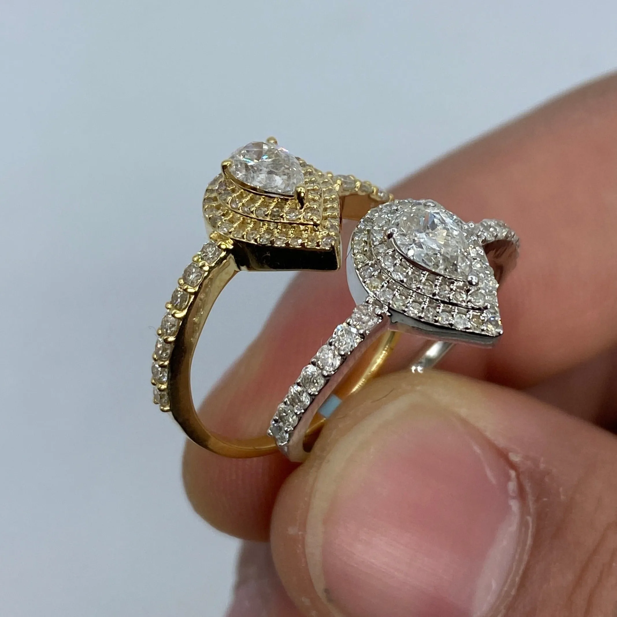 14K Pear Shape Large Center Stone Diamond Engagement Ring