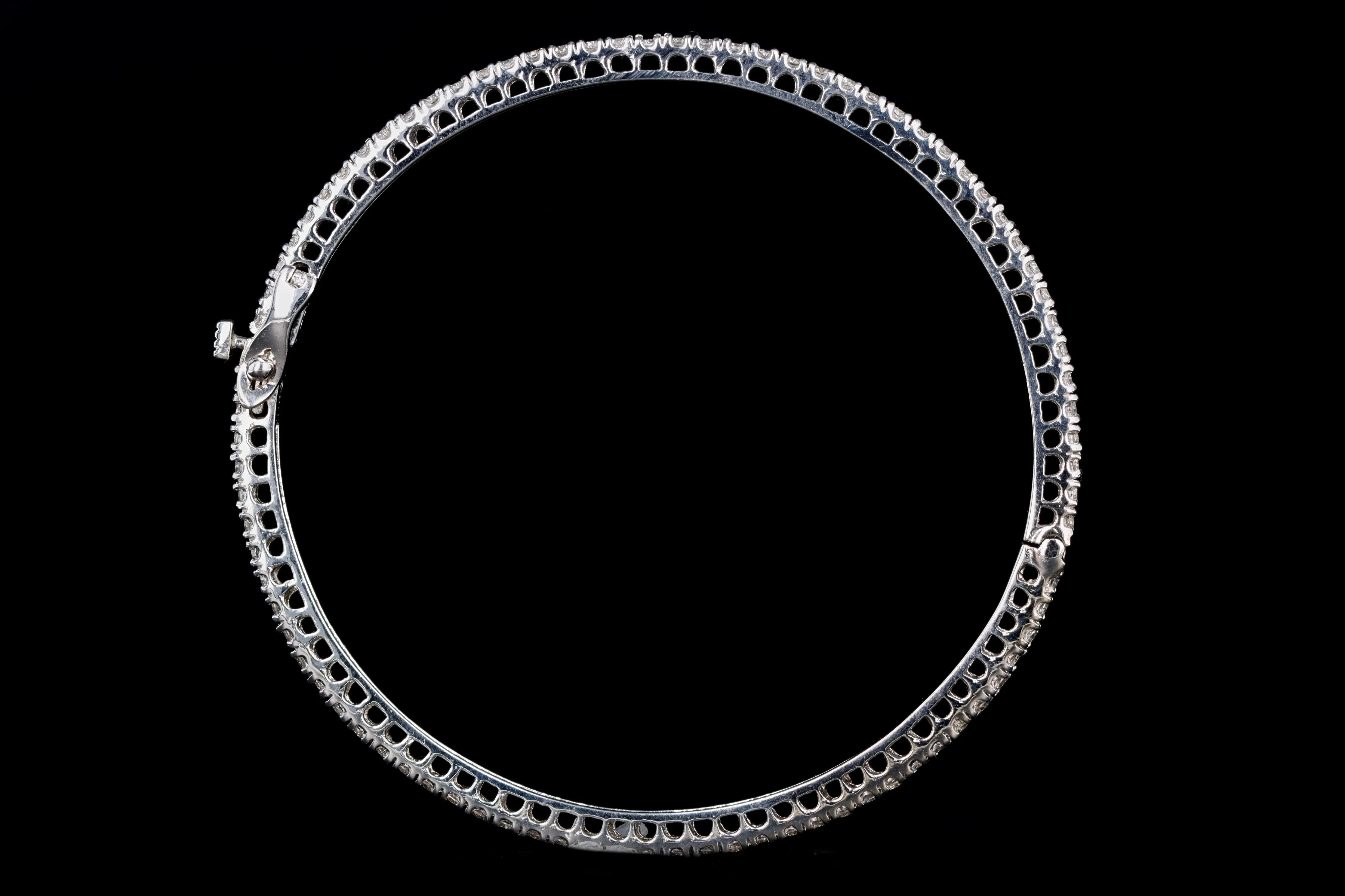 14K White Gold 2 Carat Round Brilliant Diamond Bangle