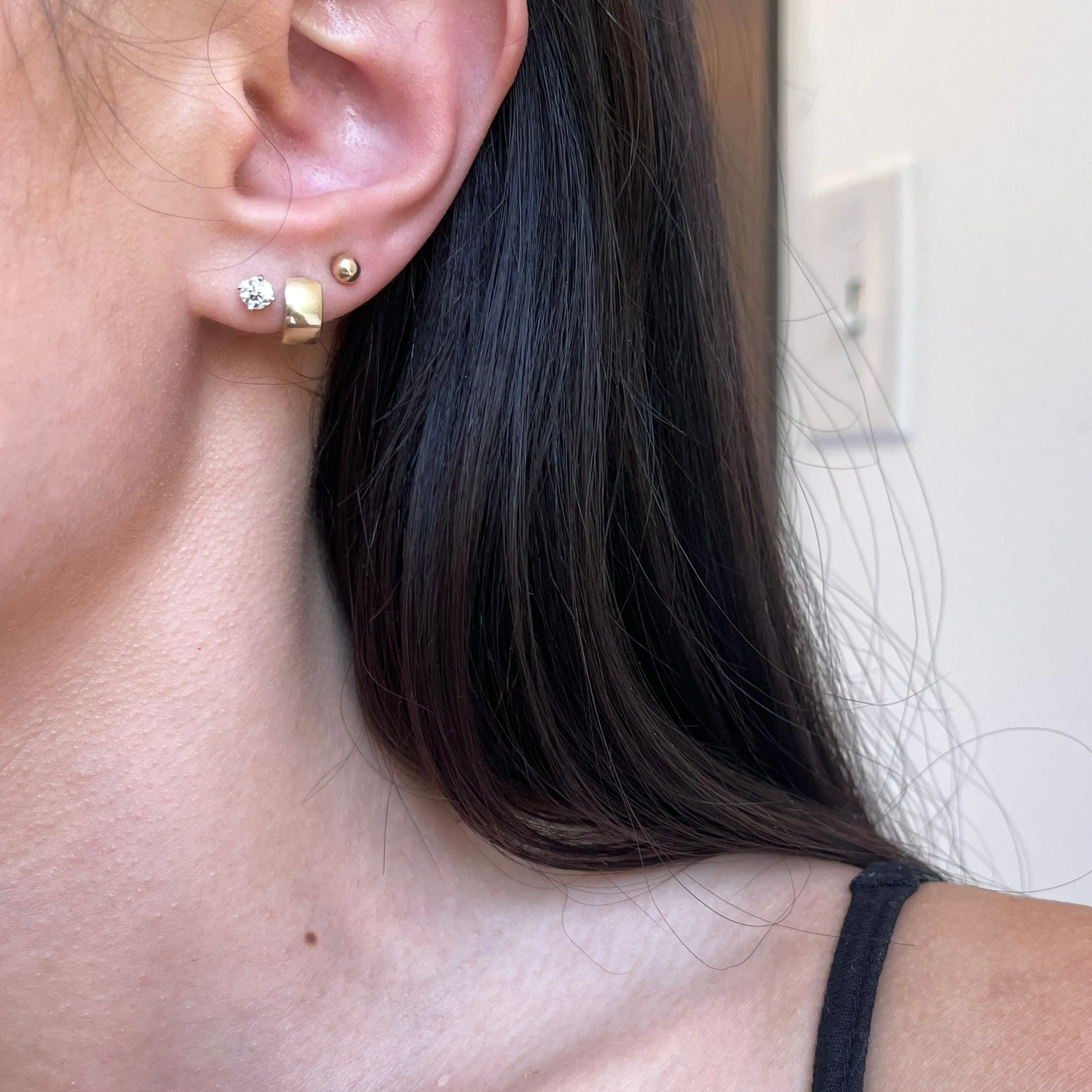 14KT White Gold Round 4mm CZ Stud Post Earrings