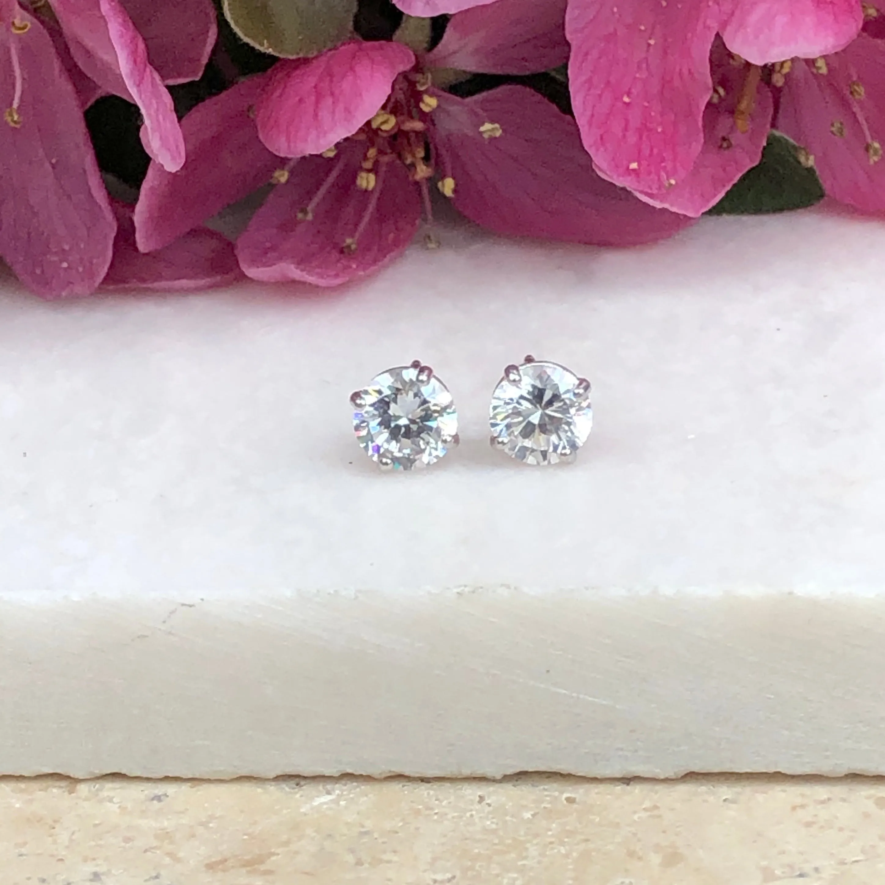14KT White Gold Round 4mm CZ Stud Post Earrings