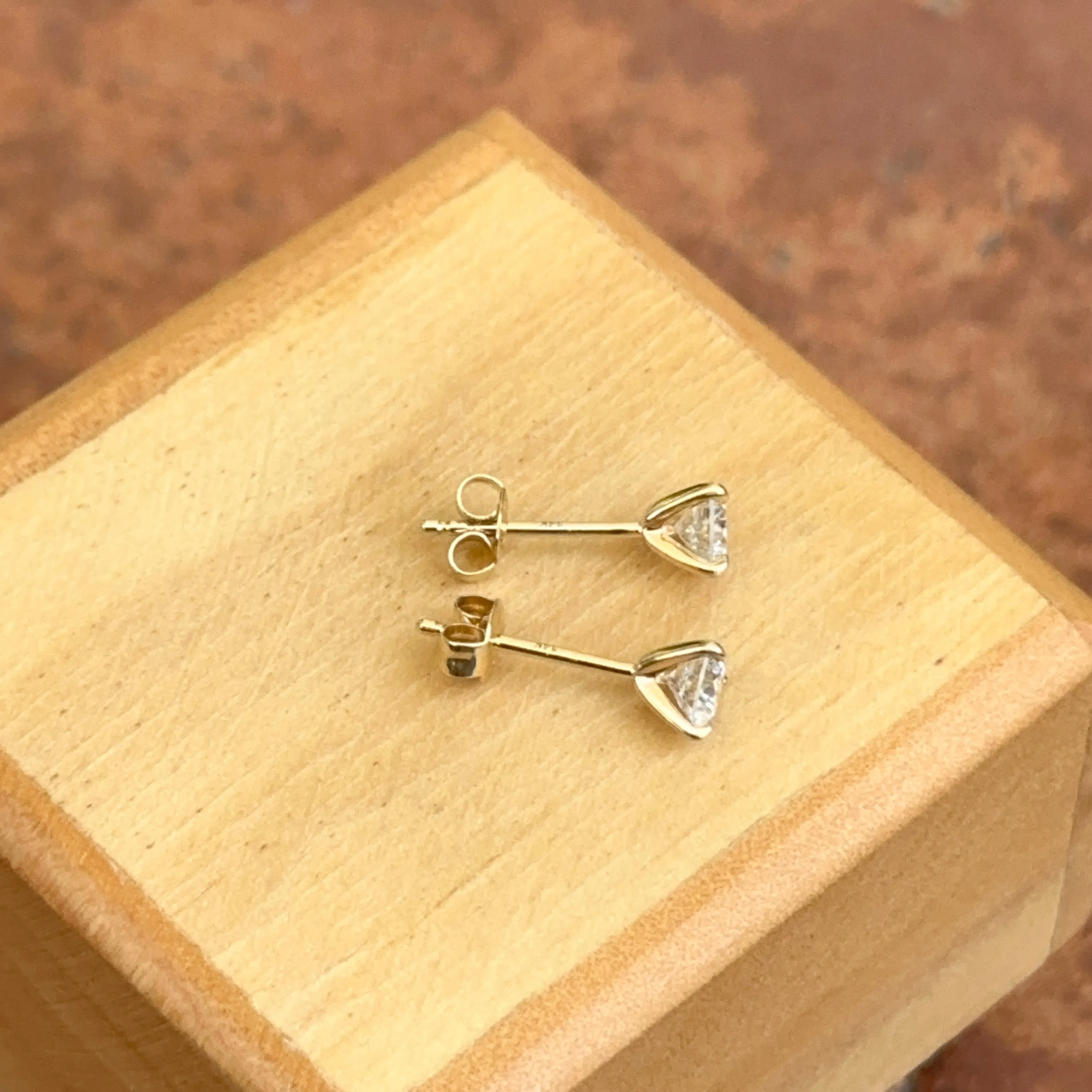 14KT Yellow Gold Round .55 CT Lab Diamond Stud Earrings