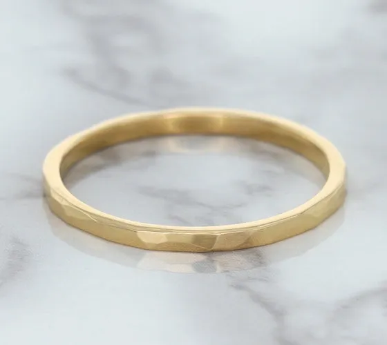 1.6mm Hammered Band in 14K Rose Gold