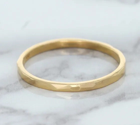 1.6mm Hammered Band in 14K Rose Gold