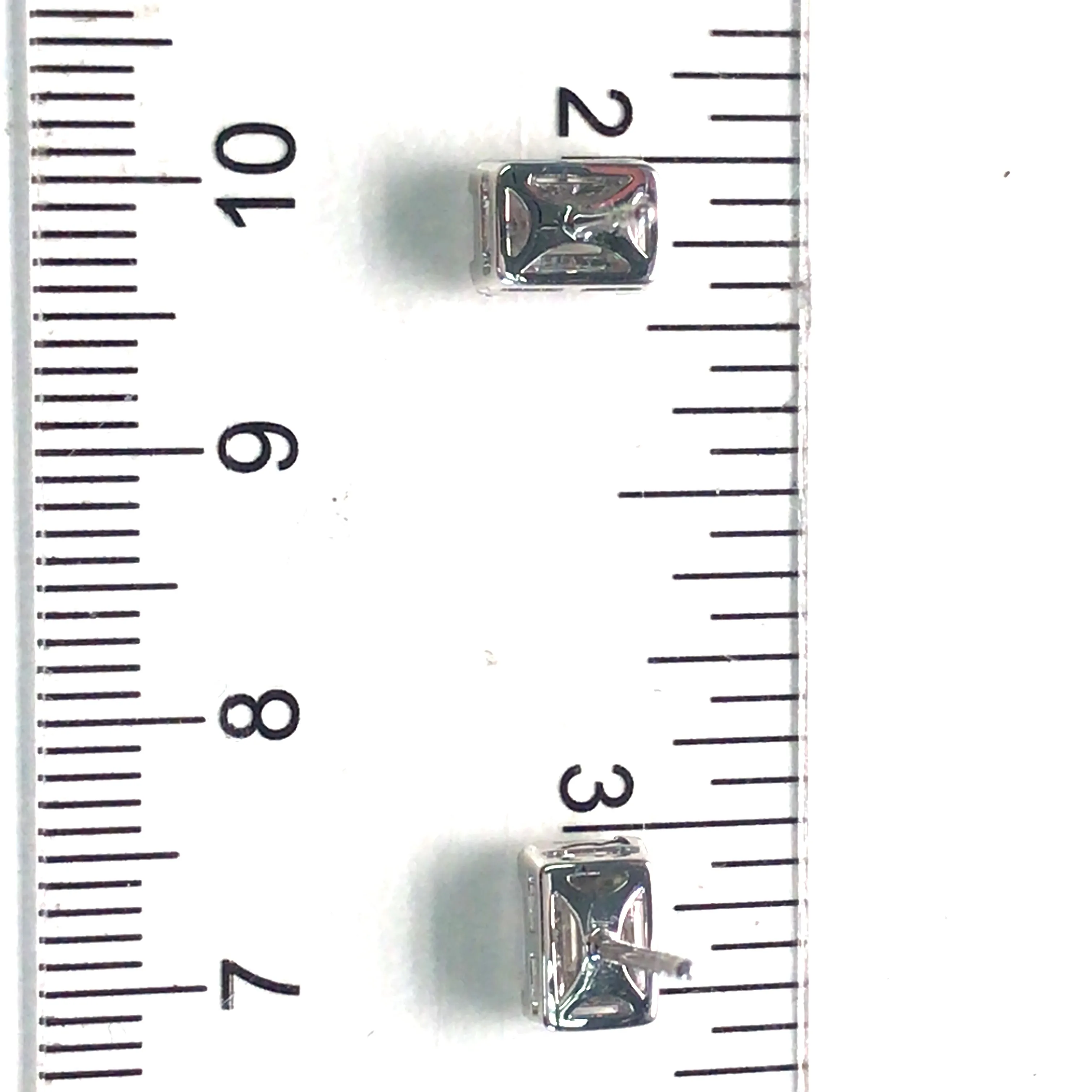 18K Baguette Diamond Cluster Earring White Gold