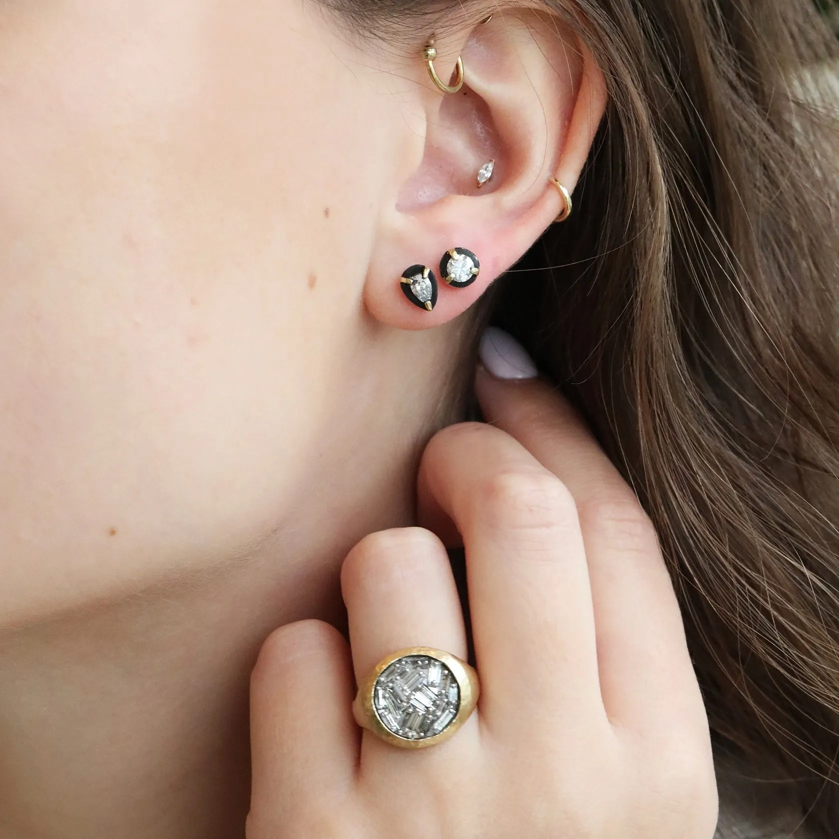 18K Gold Pear-Shaped Diamond Stud with Blackened 14K White Gold Halo