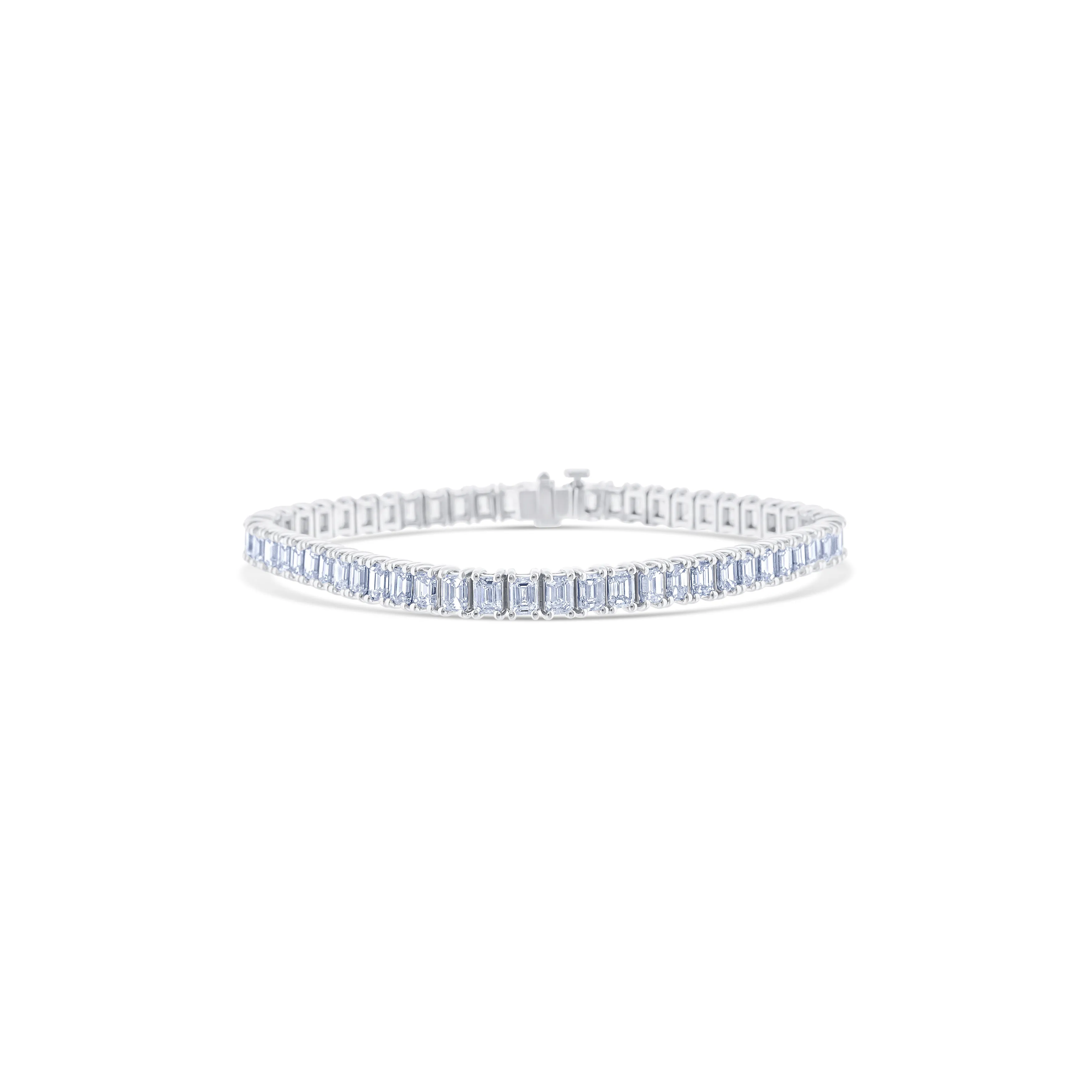 18K White Gold Emerald Cut Diamond Bracelet 7"