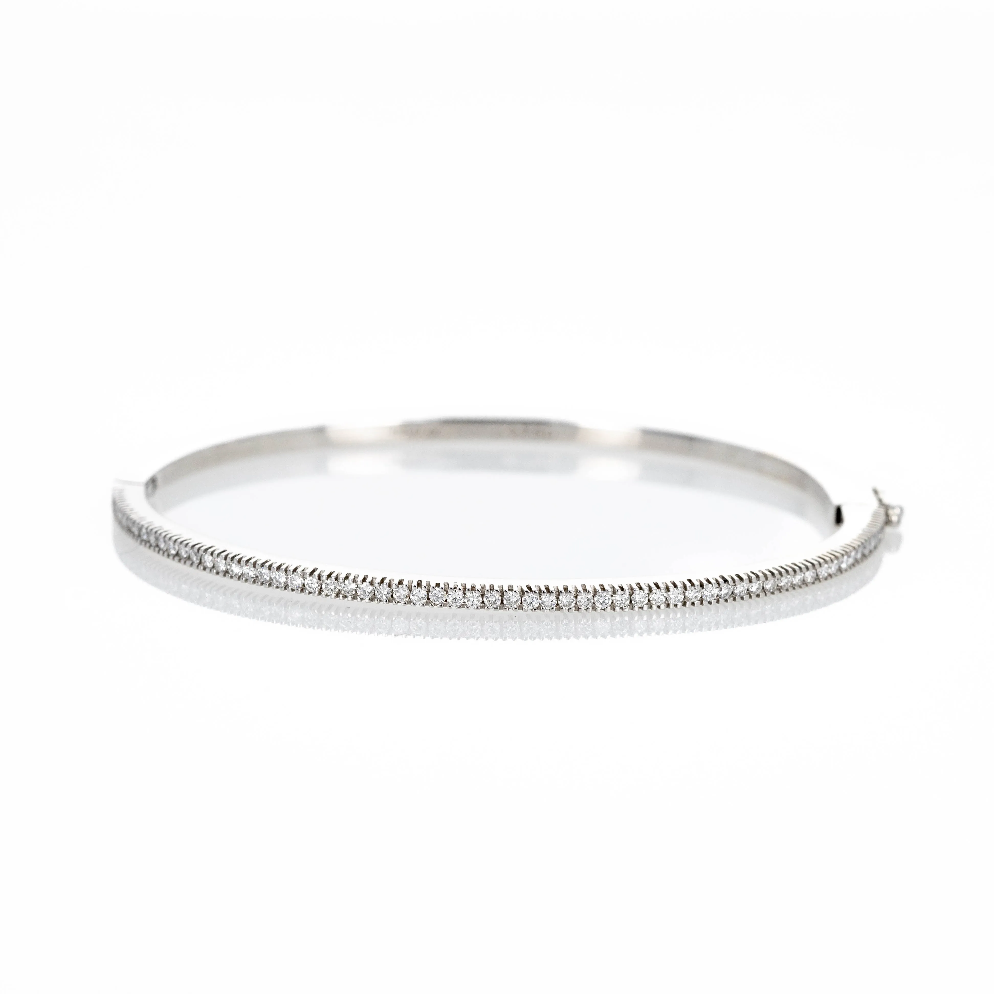 18K White Gold Hidalgo Diamond Bangle
