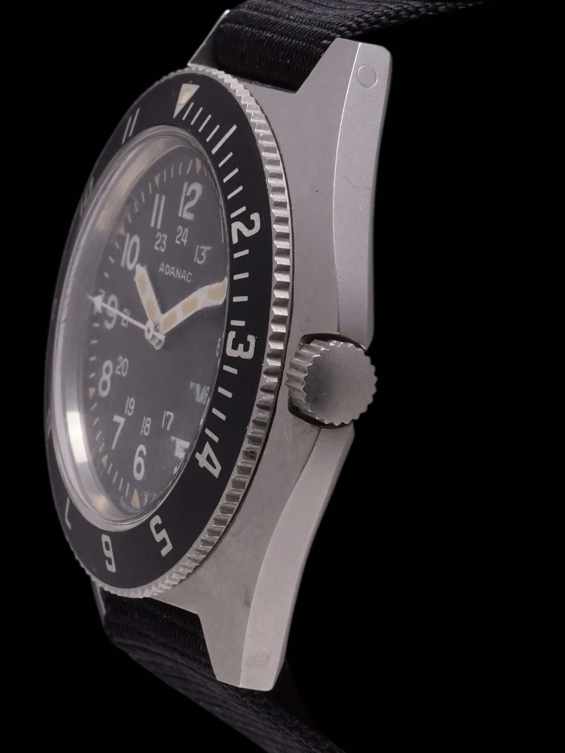 1986 Adanac Military Diver/Navigator