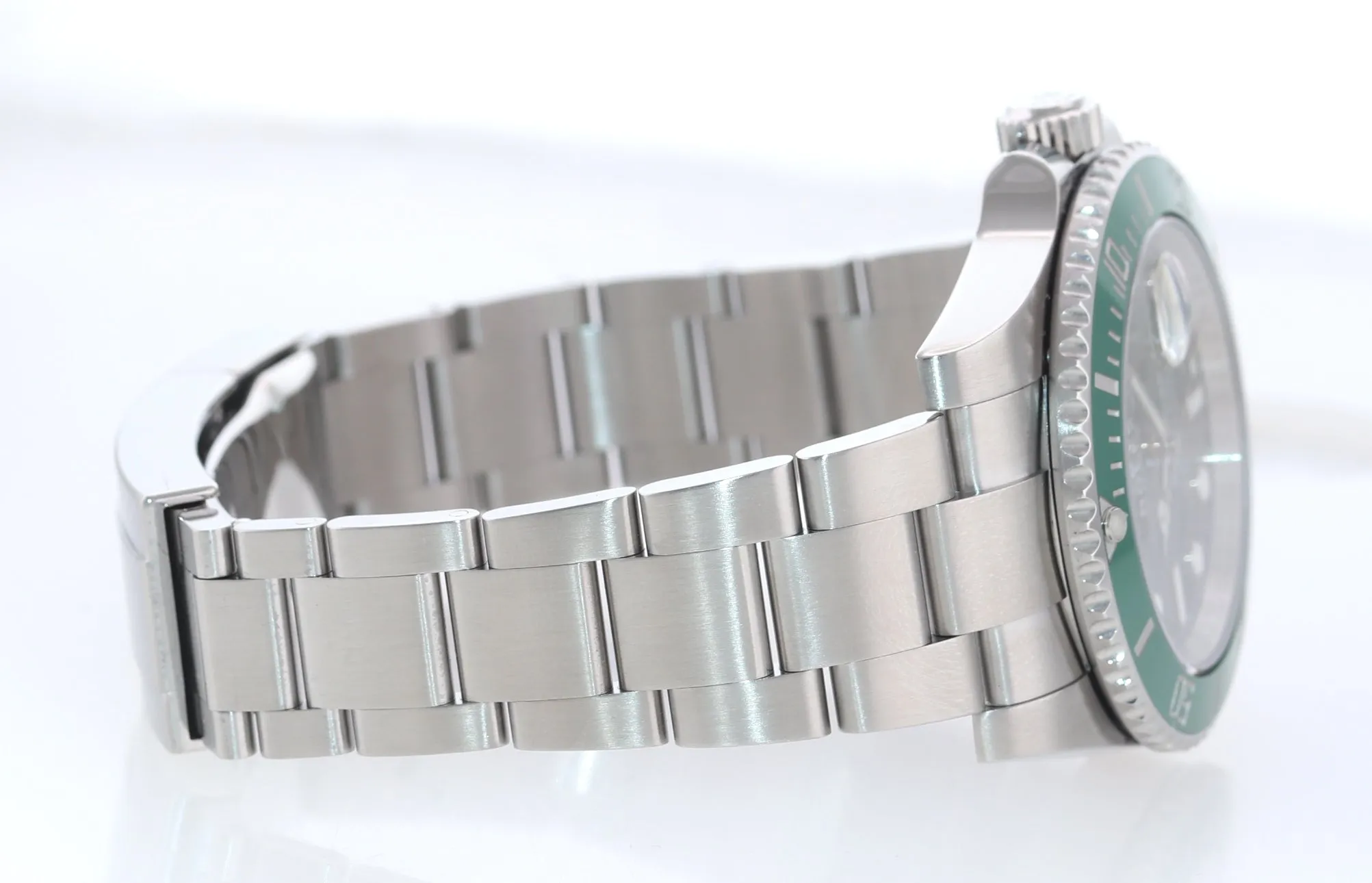 2014 PAPERS Rolex Submariner Hulk Green Dial Ceramic 116610LV Steel Watch Box