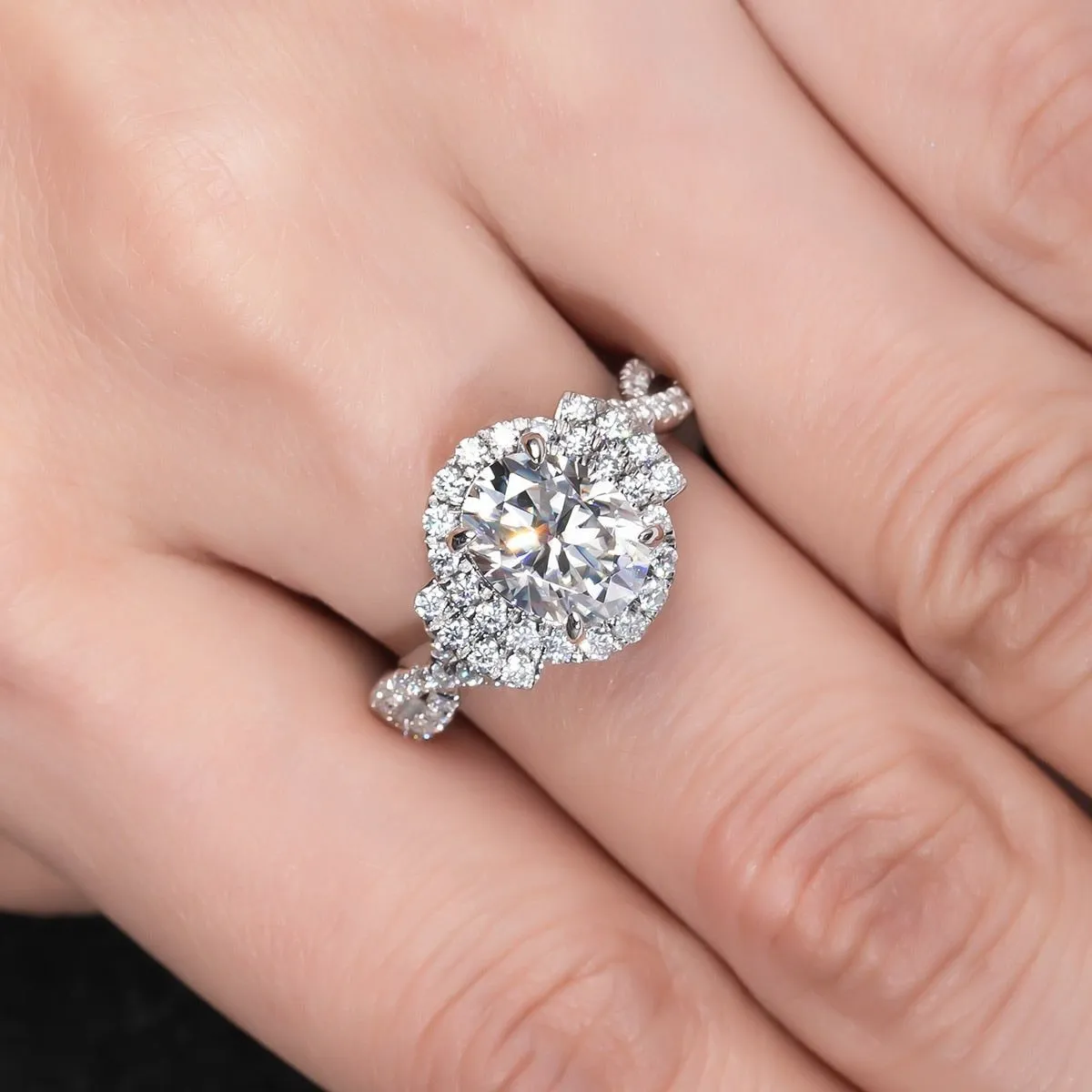 2ct Oval Cut Halo Diamond Engagement Ring