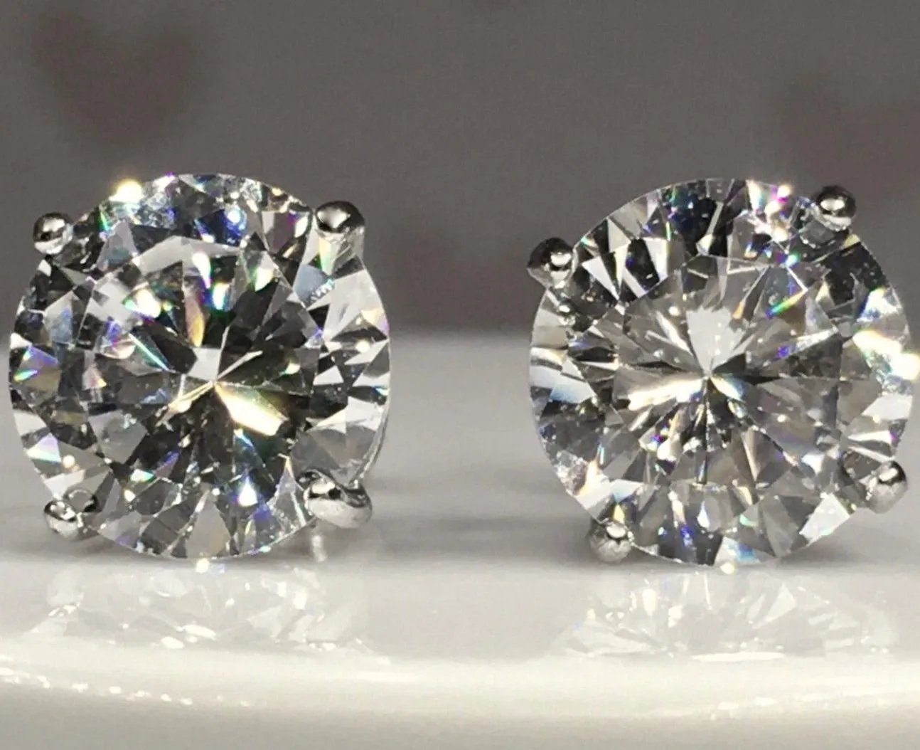 3.20 Carat Round Cut Diamond Stud Earrings Platinum