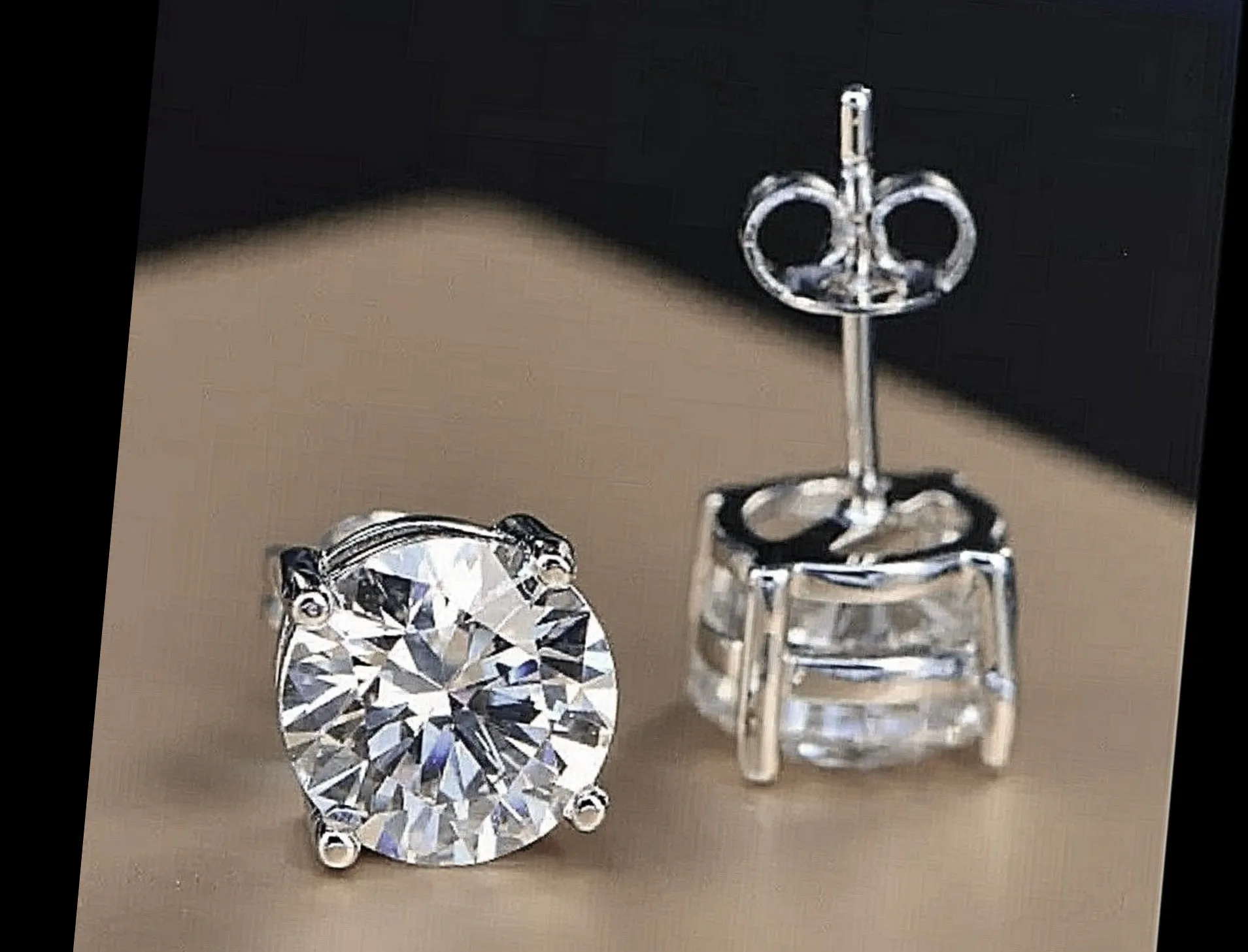 3.20 Carat Round Cut Diamond Stud Earrings Platinum