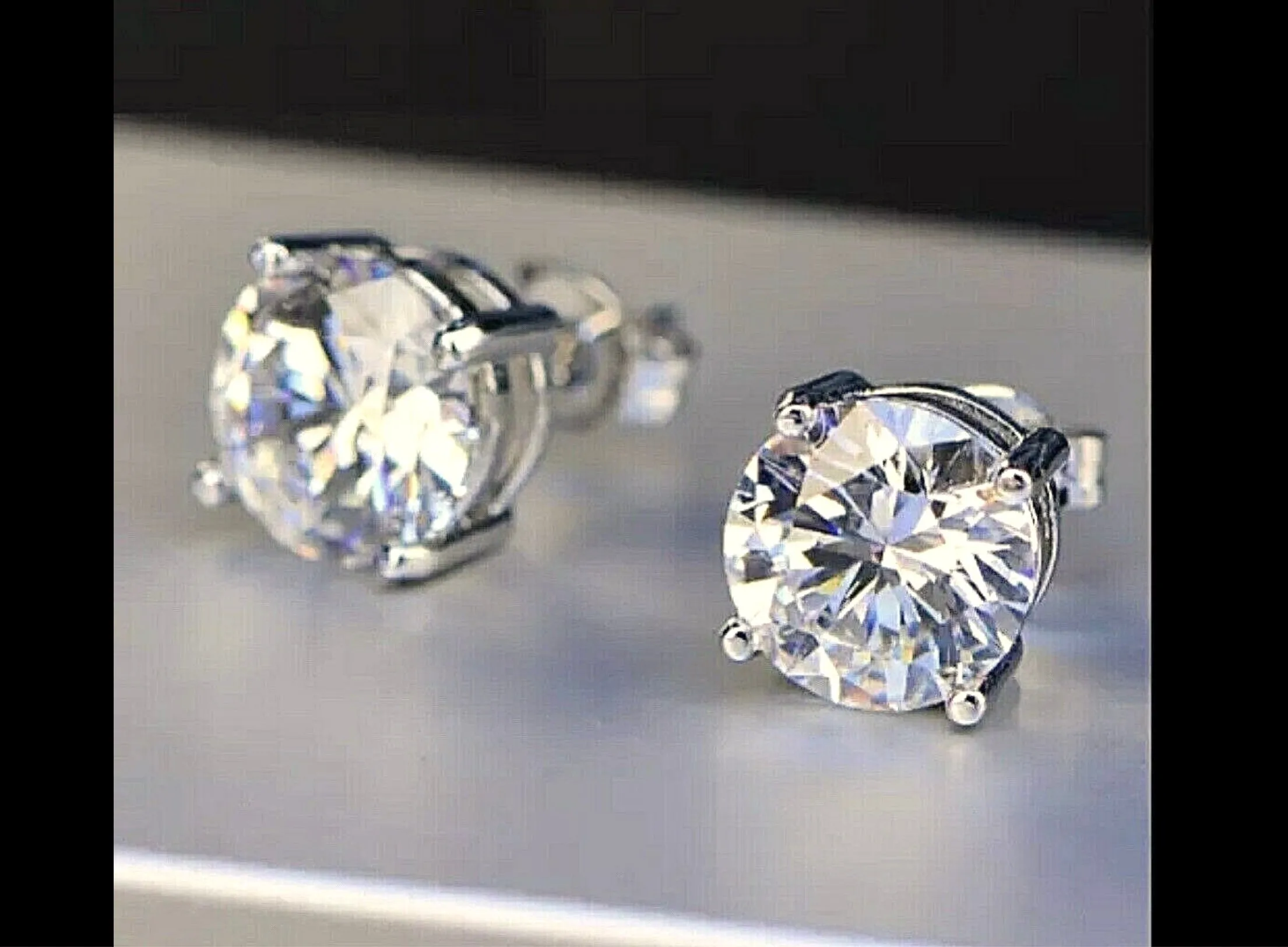 3.20 Carat Round Cut Diamond Stud Earrings Platinum