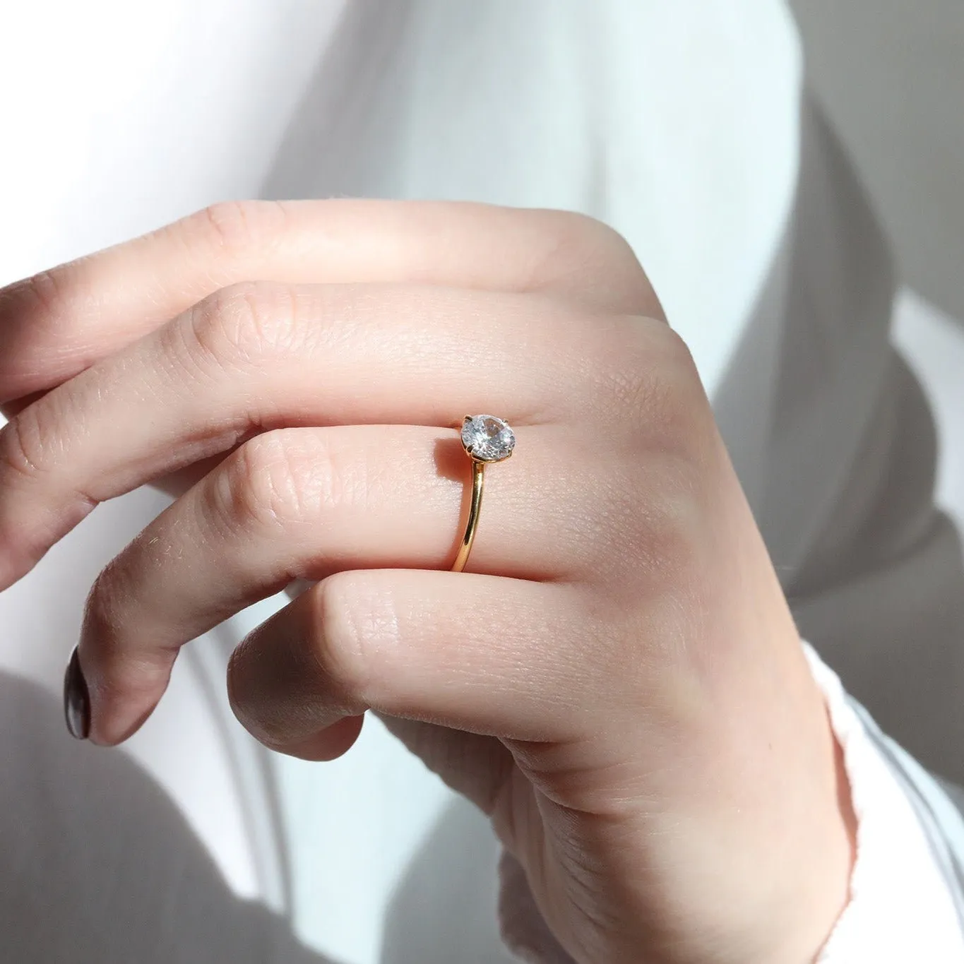 4-Prong Solitaire Engagement Ring Mount