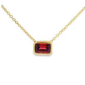 9ct Yellow Gold Emerald Cut Garnet Pendant and 45cm Chain P-52