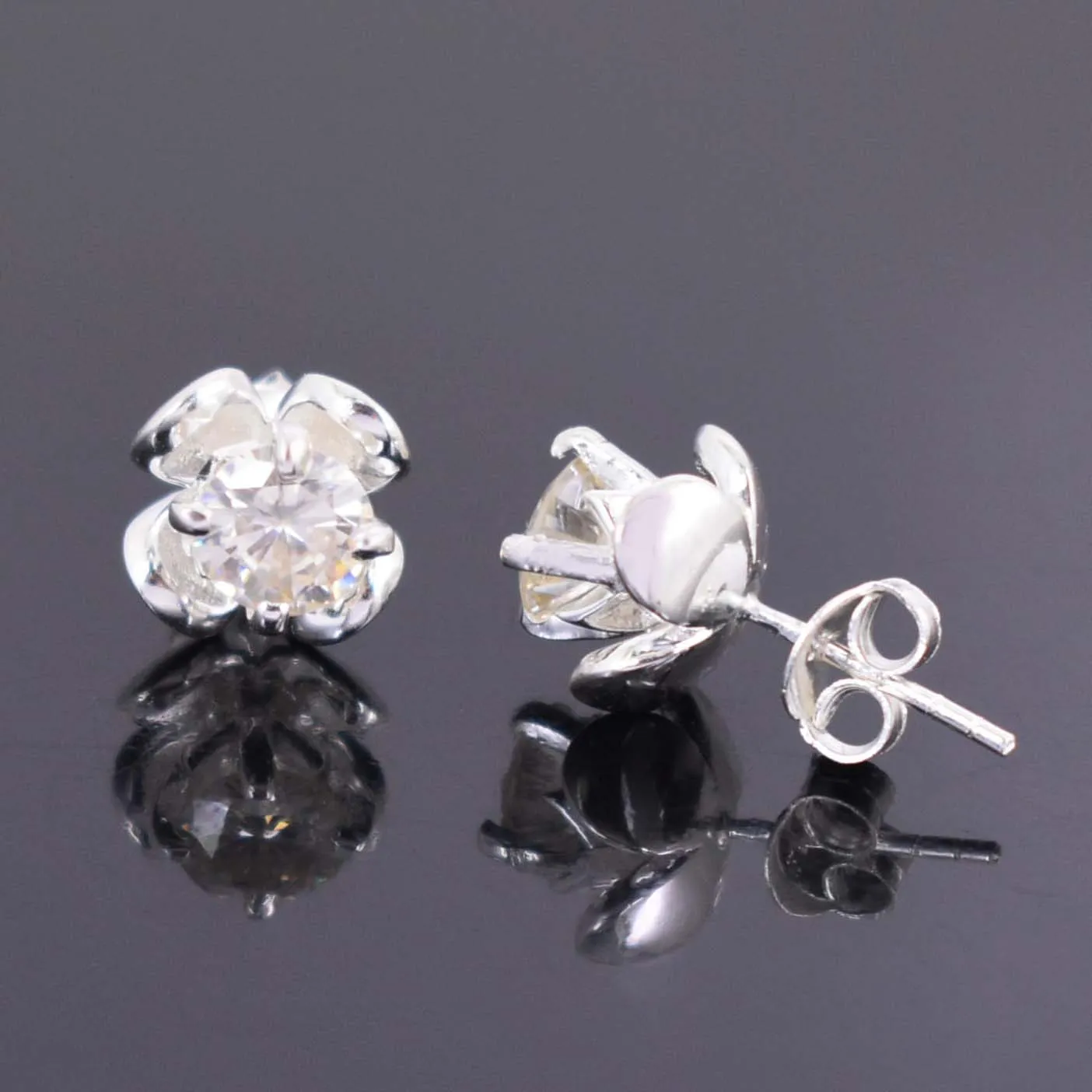 AAA Quality 2.00 Ct Beautiful Off-White Diamond Solitaire Studs. Ideal Gift for Anniversary, Birthday