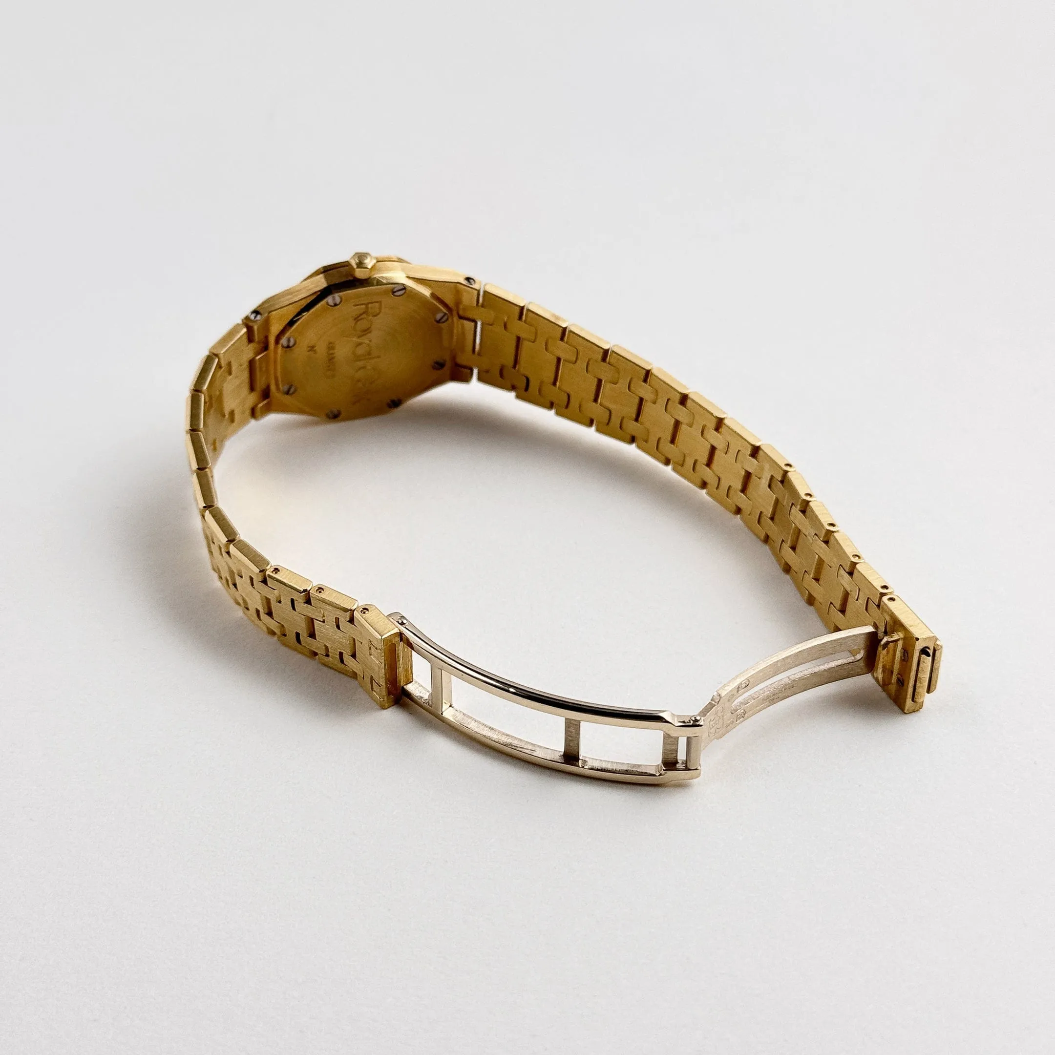 A&P Luxury Watches Royal Oak 6007BA 'Ladies' Yellow Gold Grey Dial Quartz