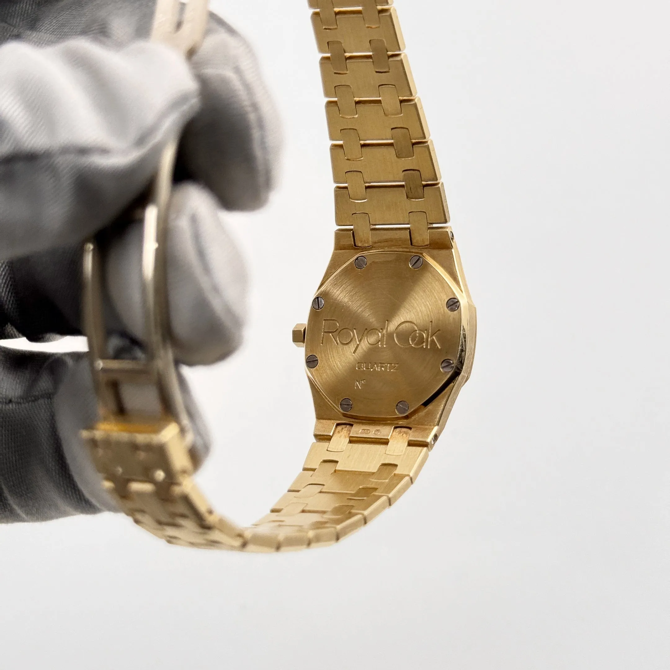 A&P Luxury Watches Royal Oak 6007BA 'Ladies' Yellow Gold Grey Dial Quartz