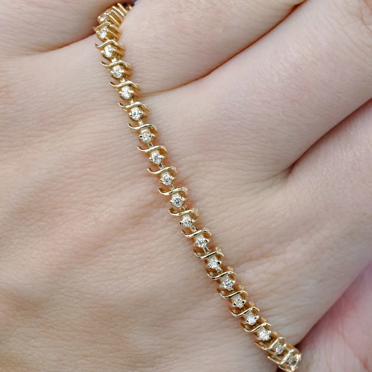 Affordable 1.00CT Round cut Diamond Tennis Bracelet in 14KT Yellow Gold