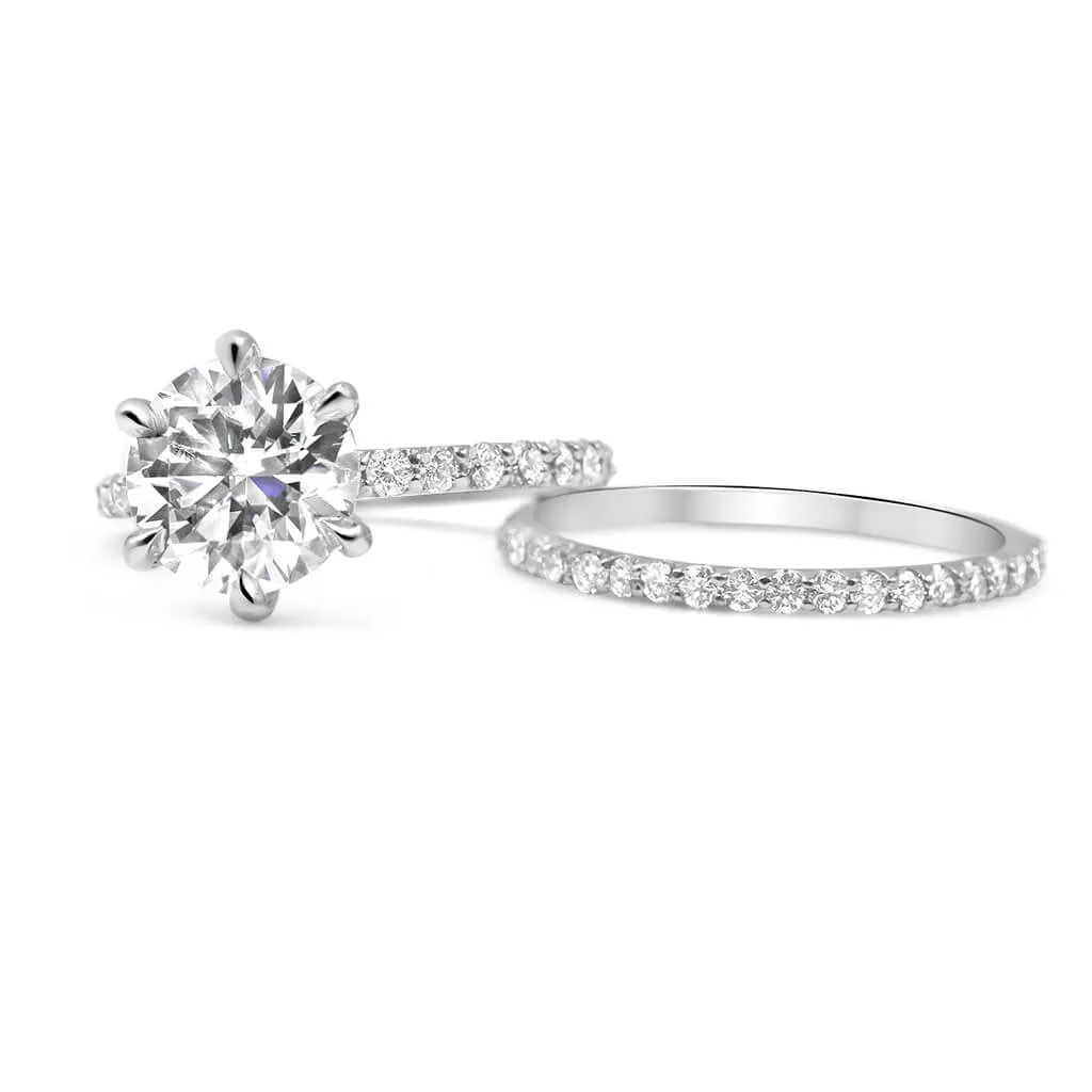 Ally | Round Moissanite Engagement Ring Set