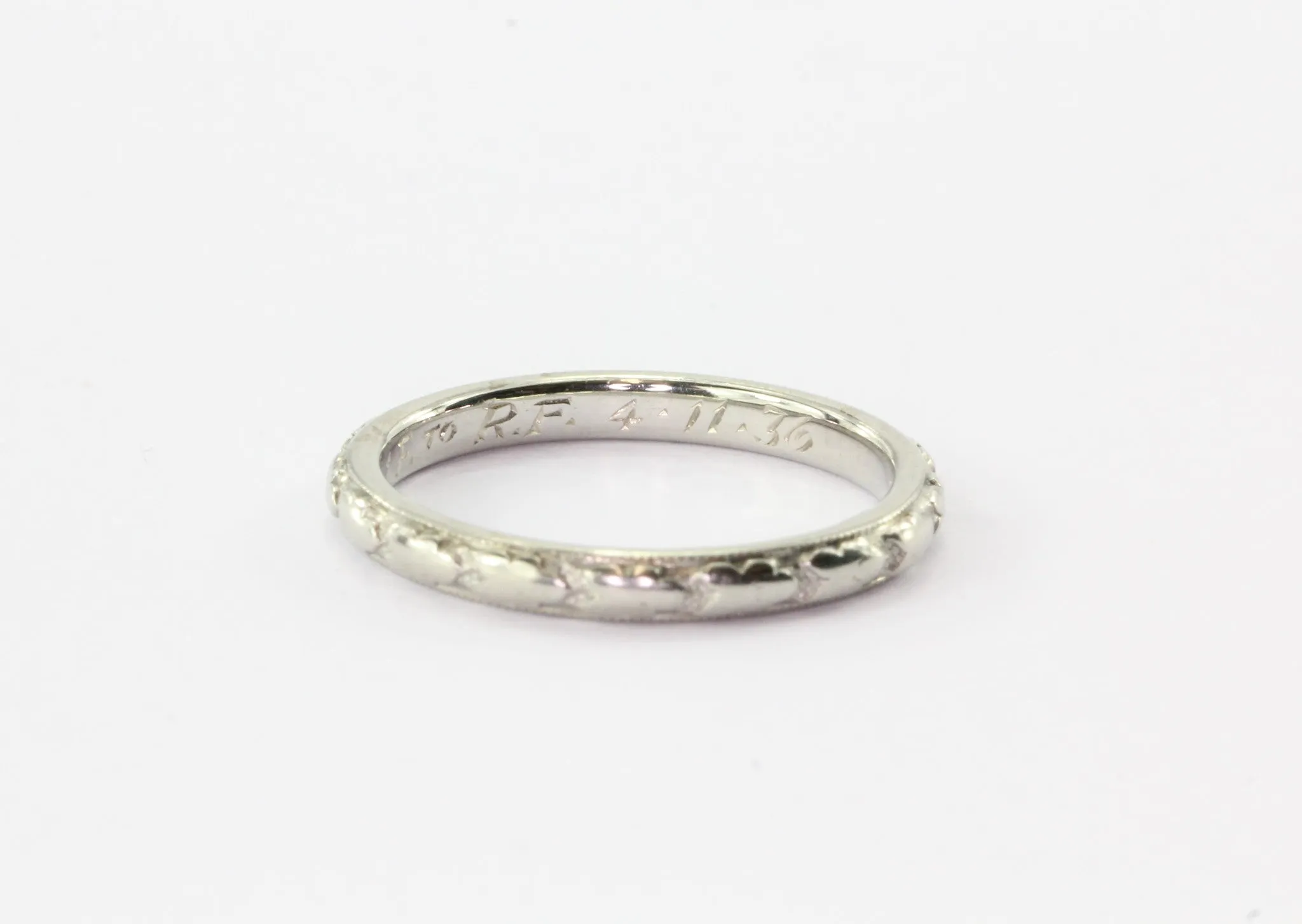 Art Deco 18K White Gold Band Ring by Orange Blossom C1936