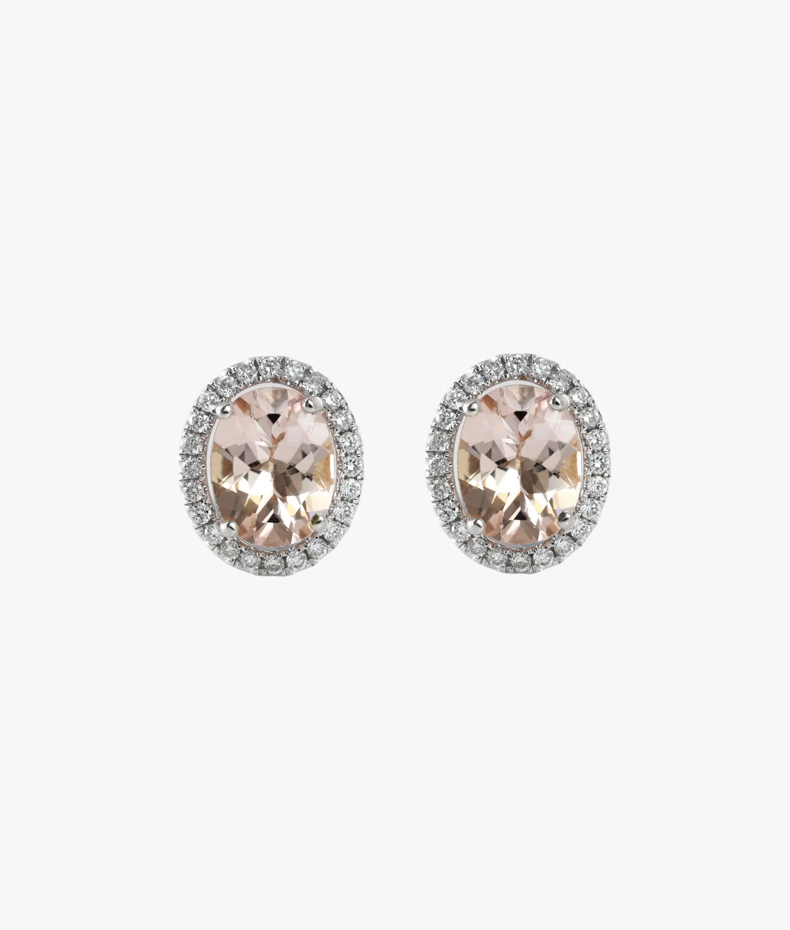Astoria studs