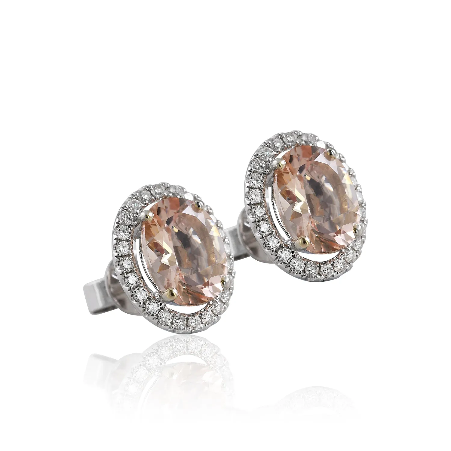Astoria studs