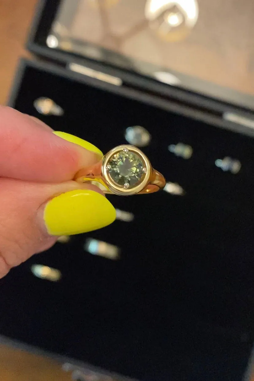 AUSTRALIAN SAPPHIRE SOLITAIRE