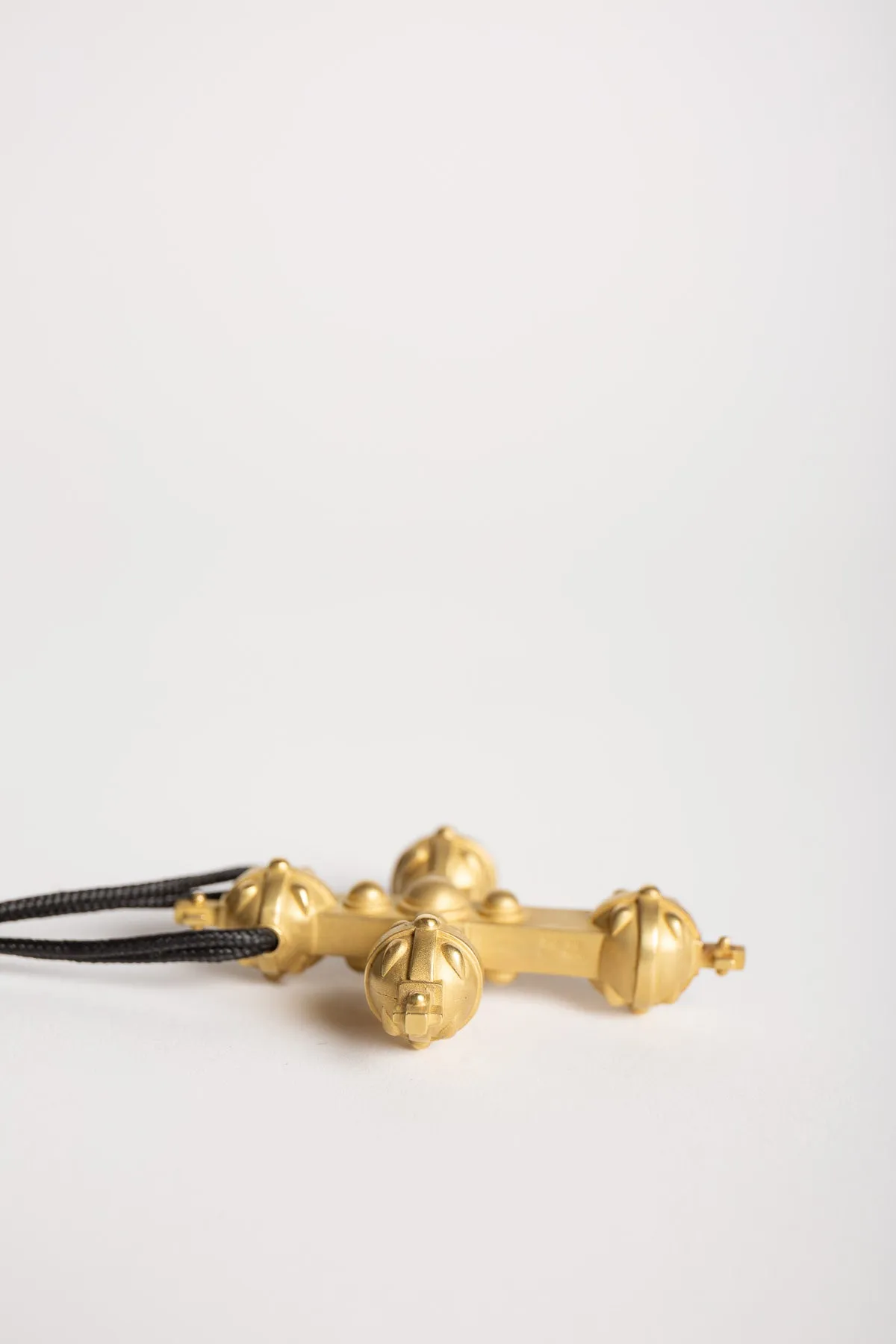 BARRY KIESELSTEIN-CORD | 1993 GOLD CROSS PENDANT