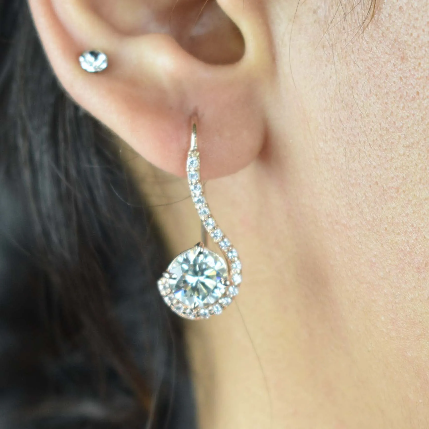 Beautiful Off White Diamond Dangler Earrings with Accents. 3.90 Ct Great Shine & Luster WATCH VIDEO