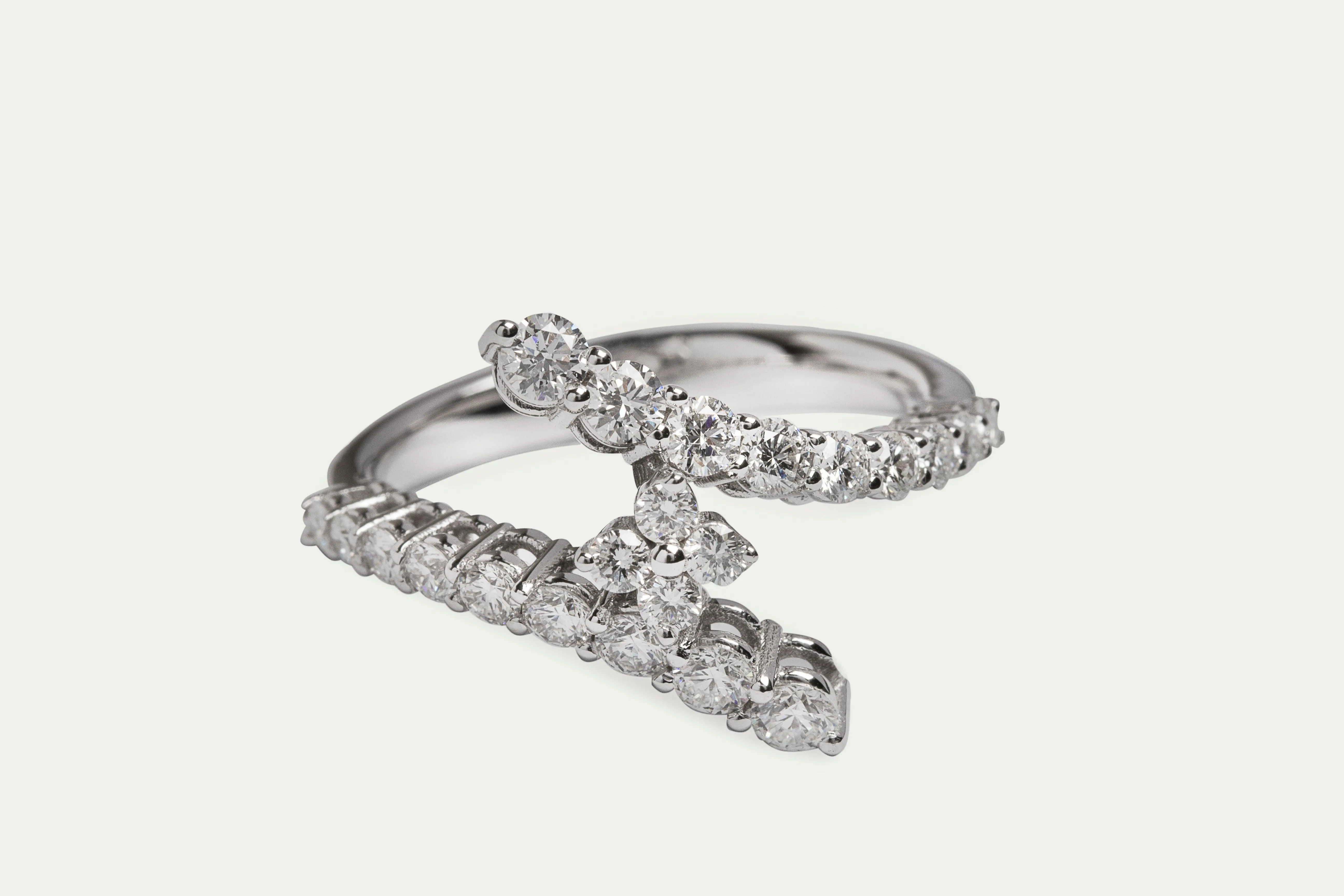 Behold Ring