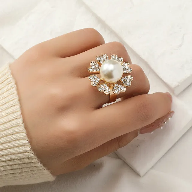 Big White Pearl Flower Ring Women Engagement Jewelry