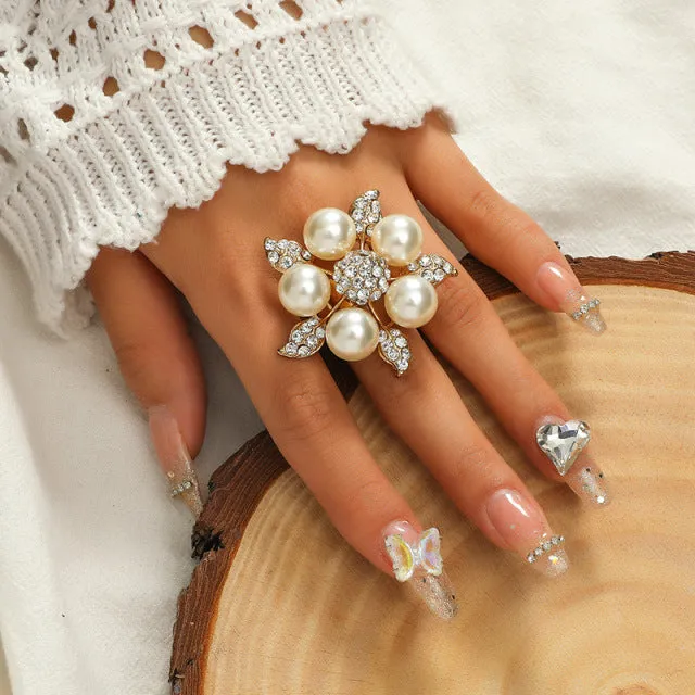 Big White Pearl Flower Ring Women Engagement Jewelry
