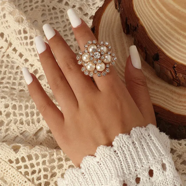 Big White Pearl Flower Ring Women Engagement Jewelry