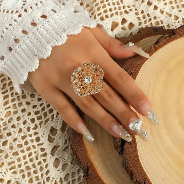 Big White Pearl Flower Ring Women Engagement Jewelry