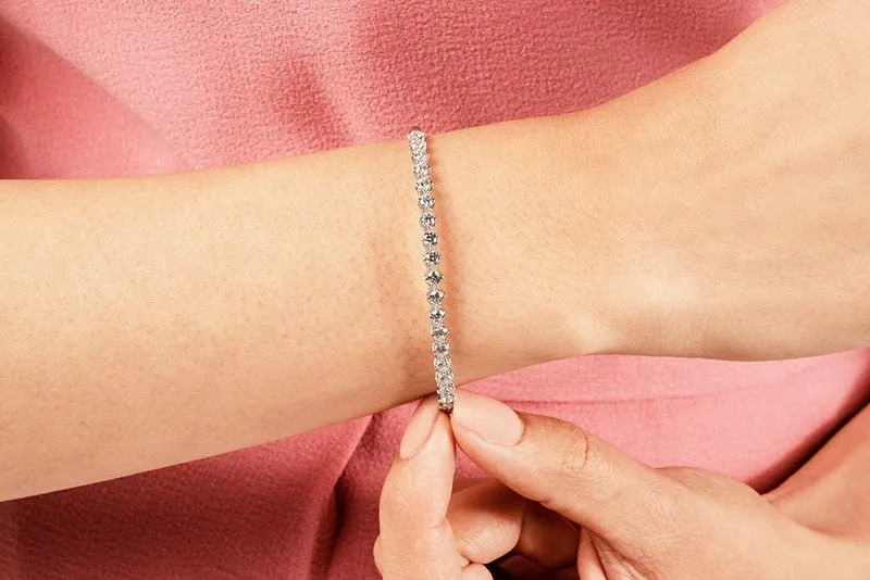 Blossoming Florals Diamond Bangle with 1.44 ct.(finished) 2.5mm