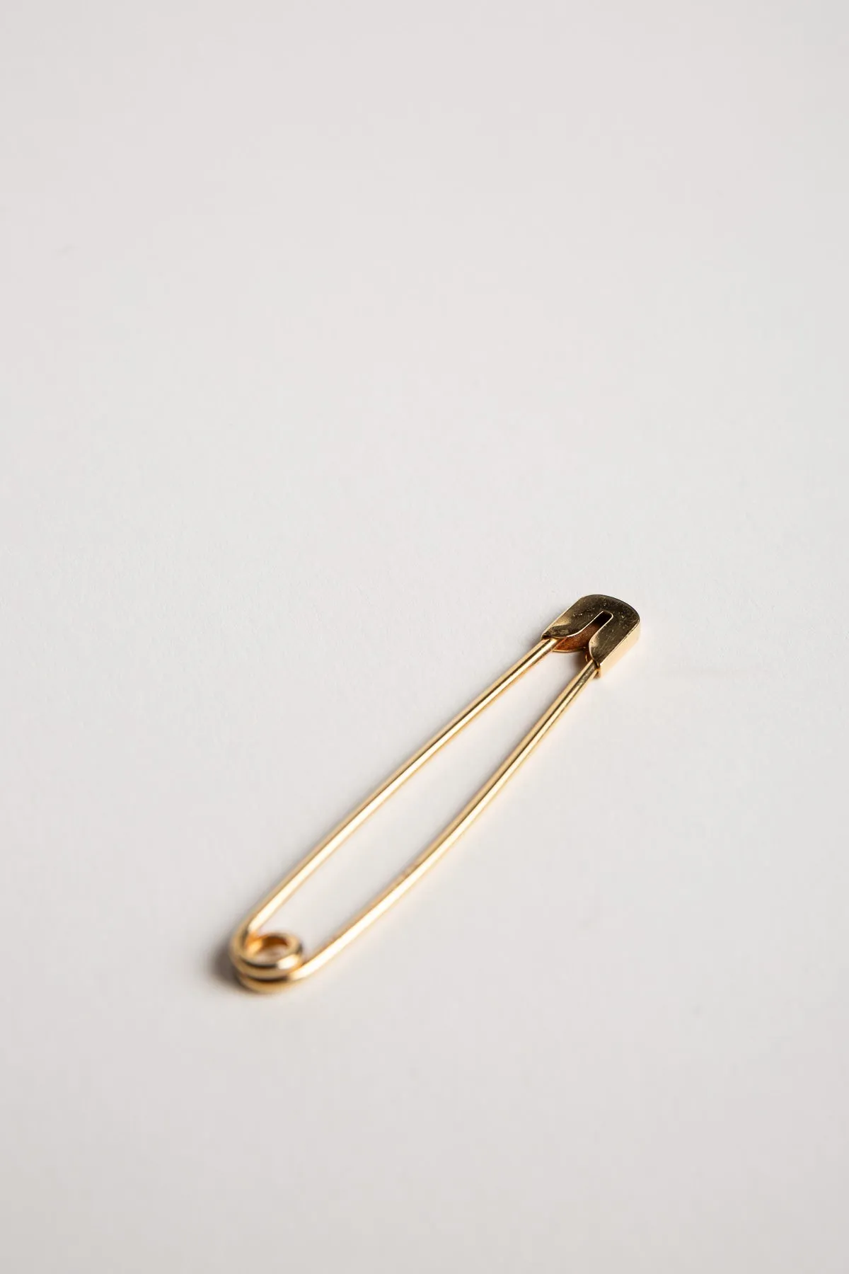 CARTIER | 1960'S 18K YELLOW GOLD SAFETY PIN