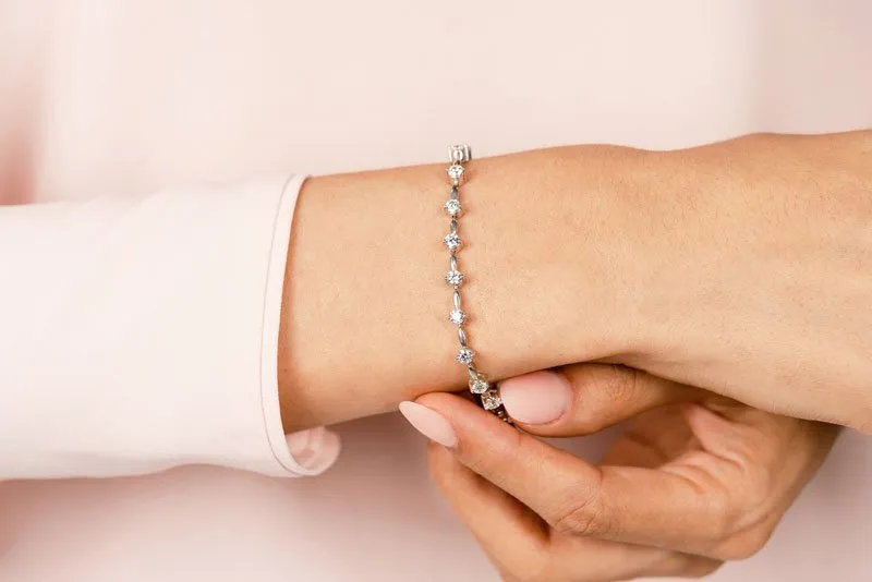 Classic Diamond Link Diamond Bracelet with 3.99 ct.(finished) 3.8mm