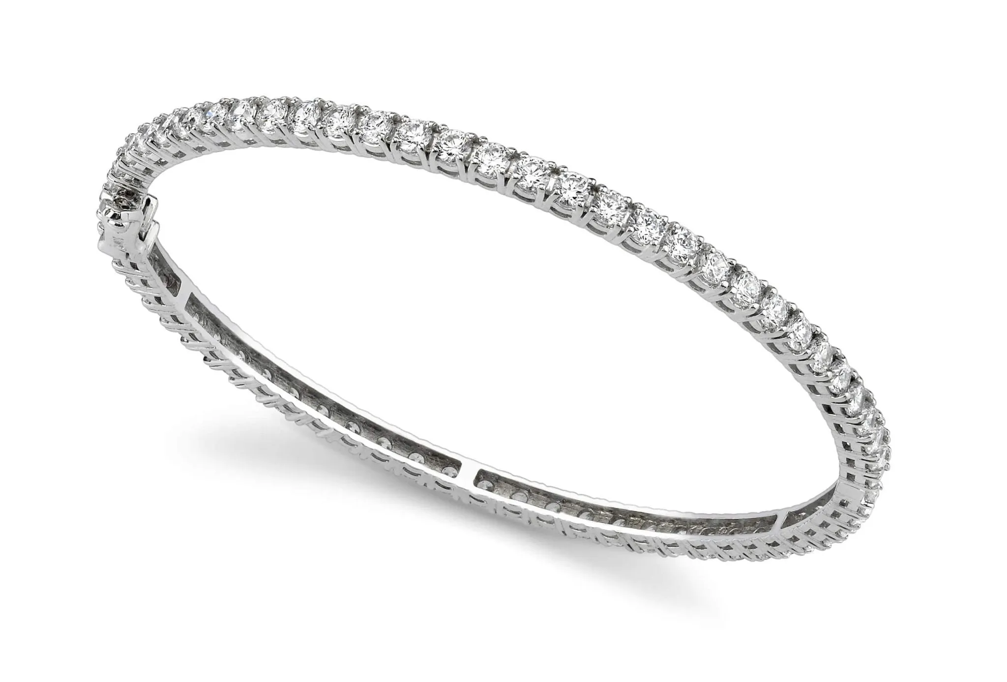 Classic Prong Set Lab-Grown Diamond Bangle with 5.42 ct.(finished) 2.8mm