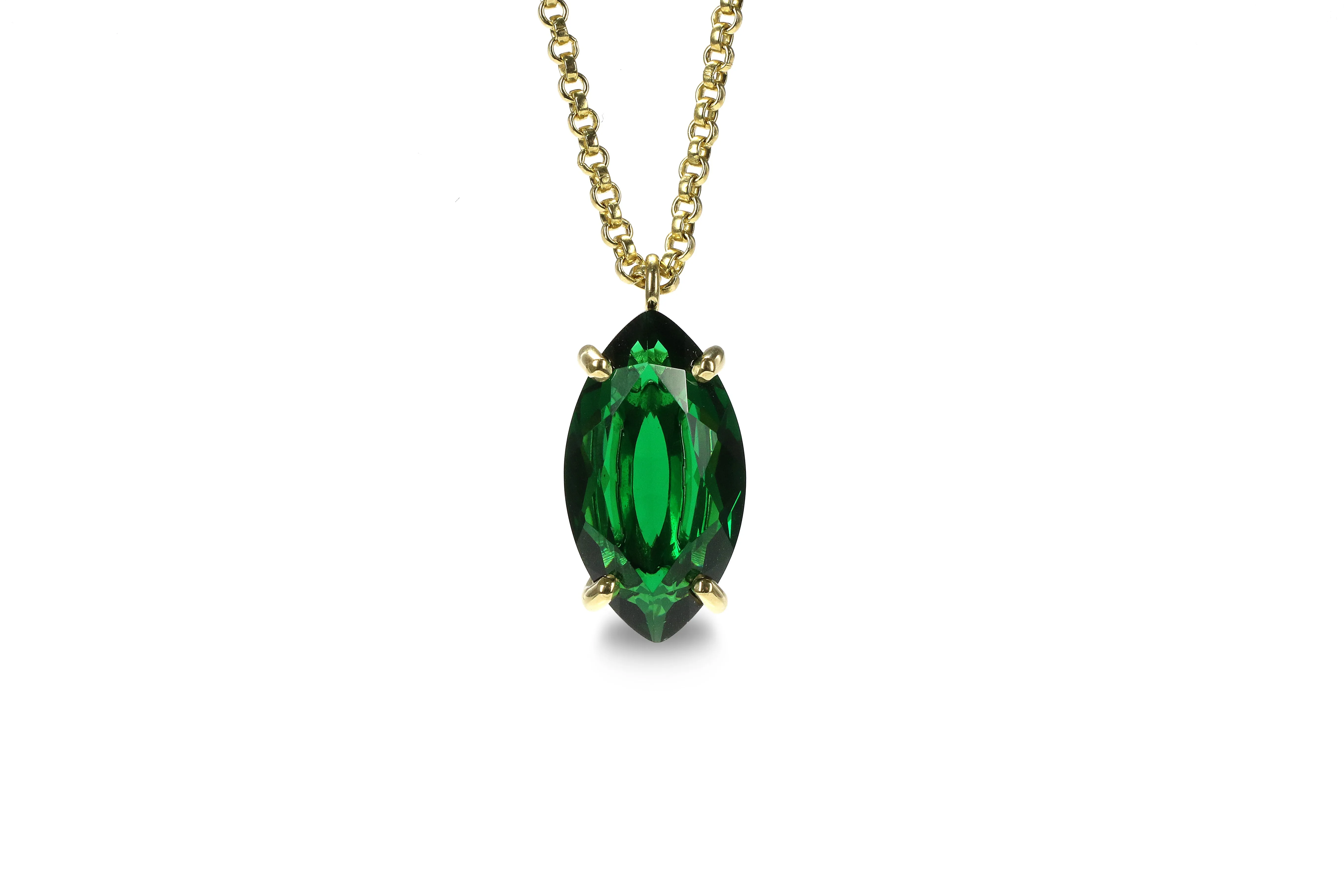 Dazzling Emerald Gemstone Pendant Gold Necklaces