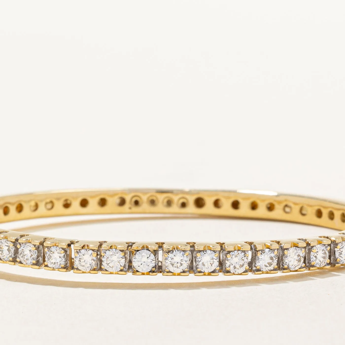 Diamond Bangle | 2.55ctw VS1/VS2 I/J | 7" |