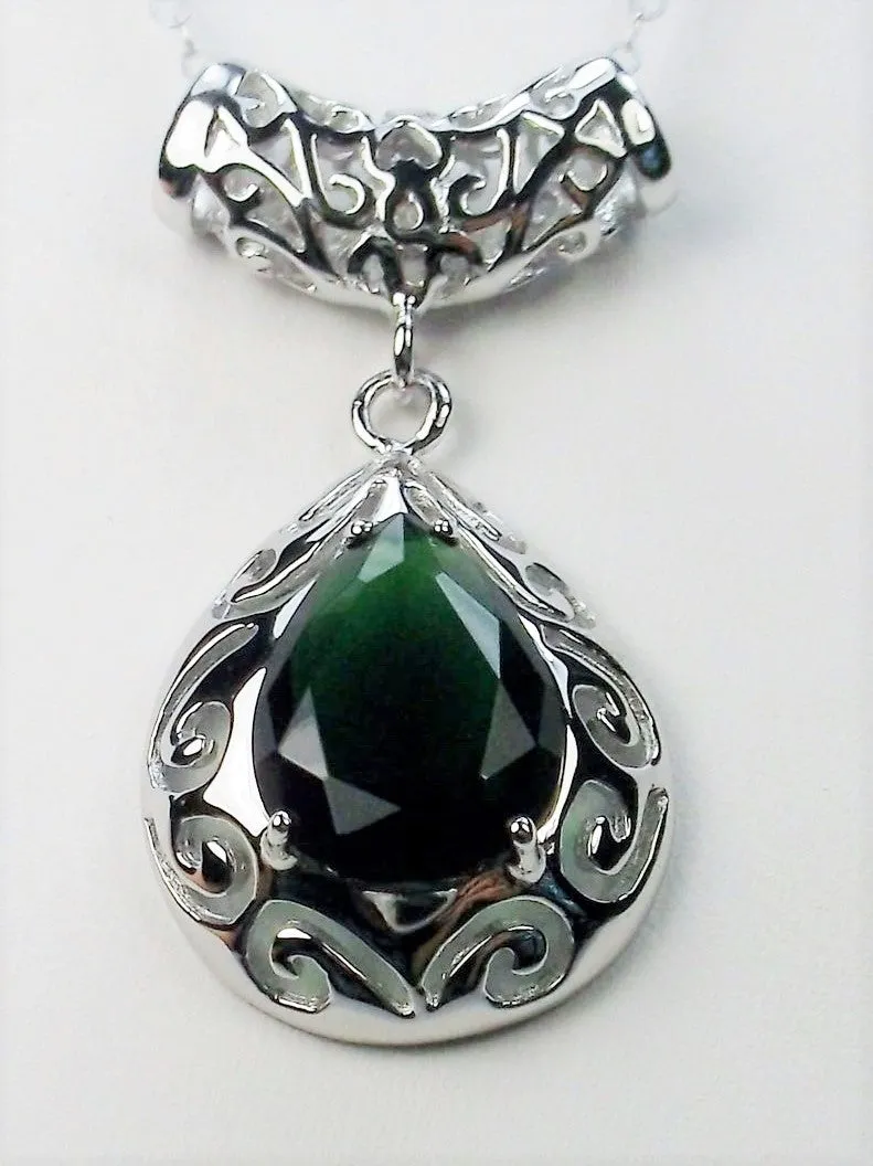 Emerald Pendant Necklace, Victorian Jewelry P28