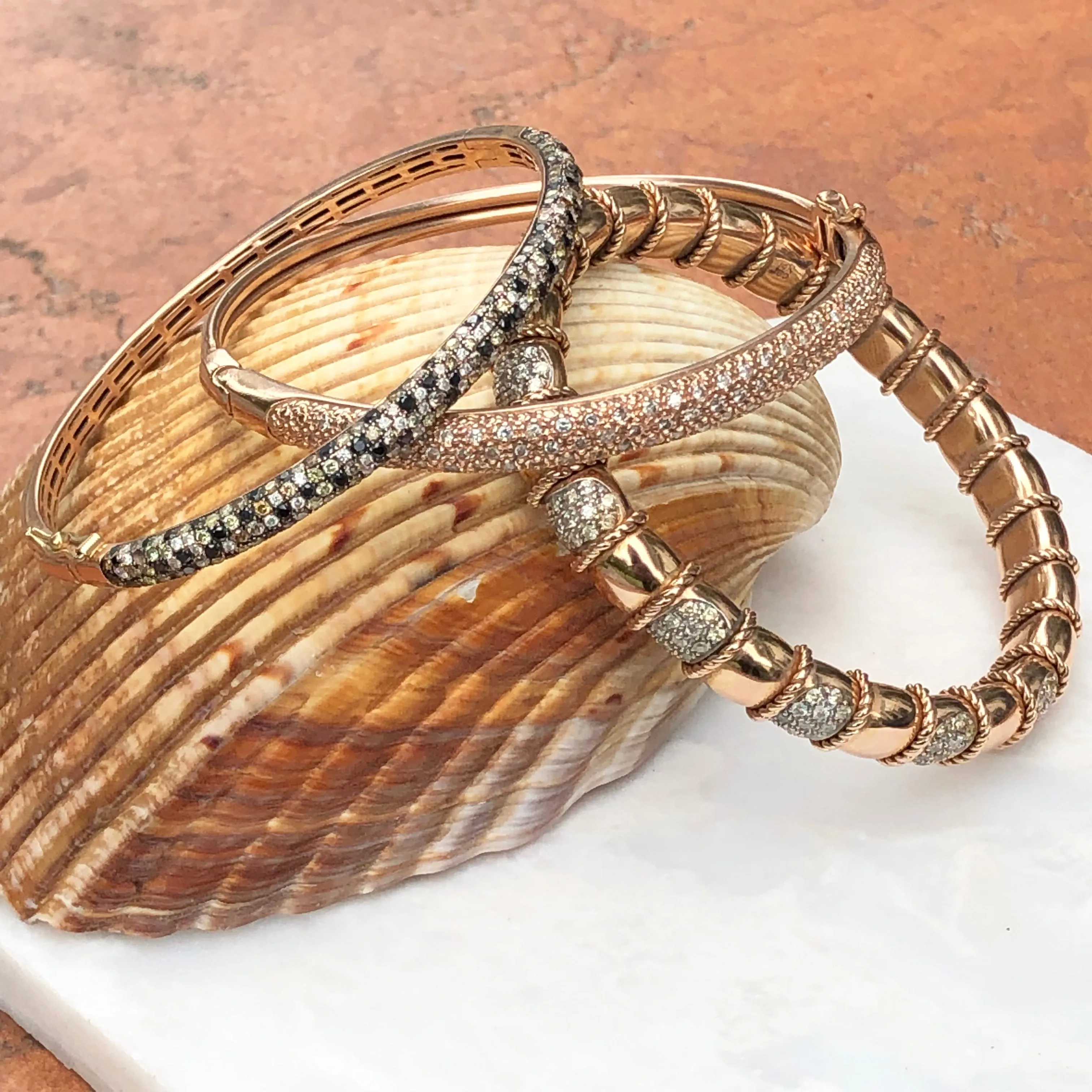 Estate 14KT Rose Gold 1.50 CT Pave Diamond Bangle Bracelet