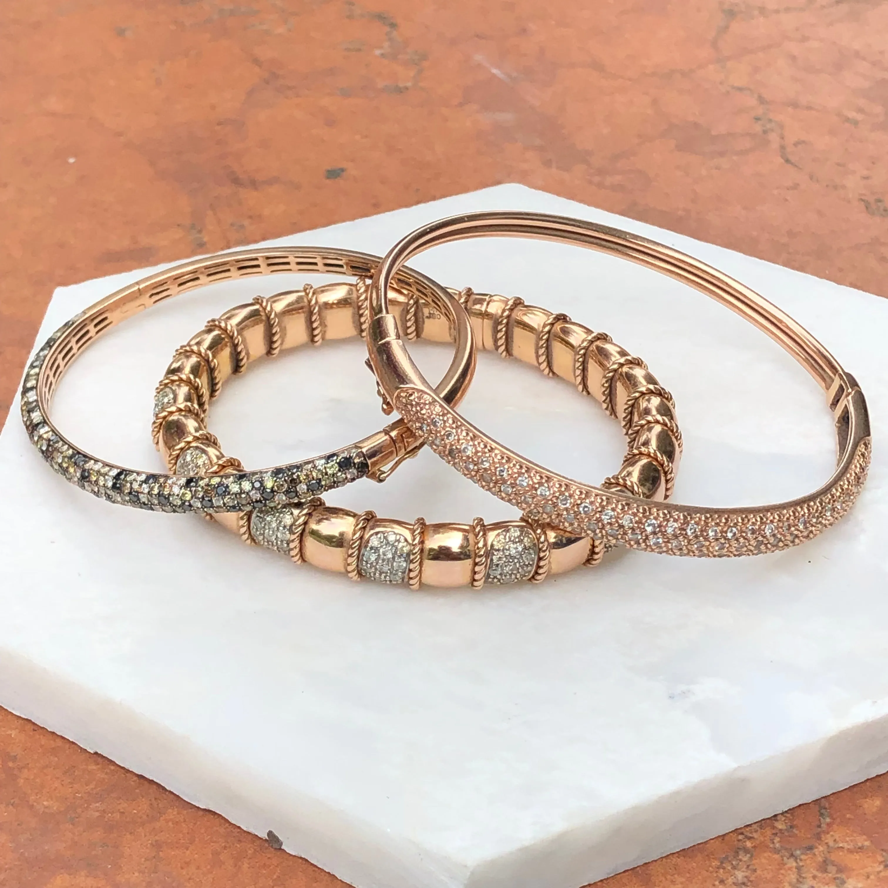Estate 14KT Rose Gold 1.50 CT Pave Diamond Bangle Bracelet