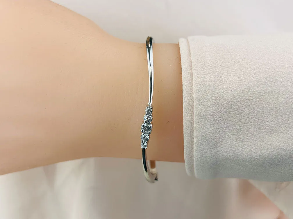 Fancy Five Curved Diamond Bangle with 0.73 ct.(finished) 2.4mm, 3.5mm, 4.3mm