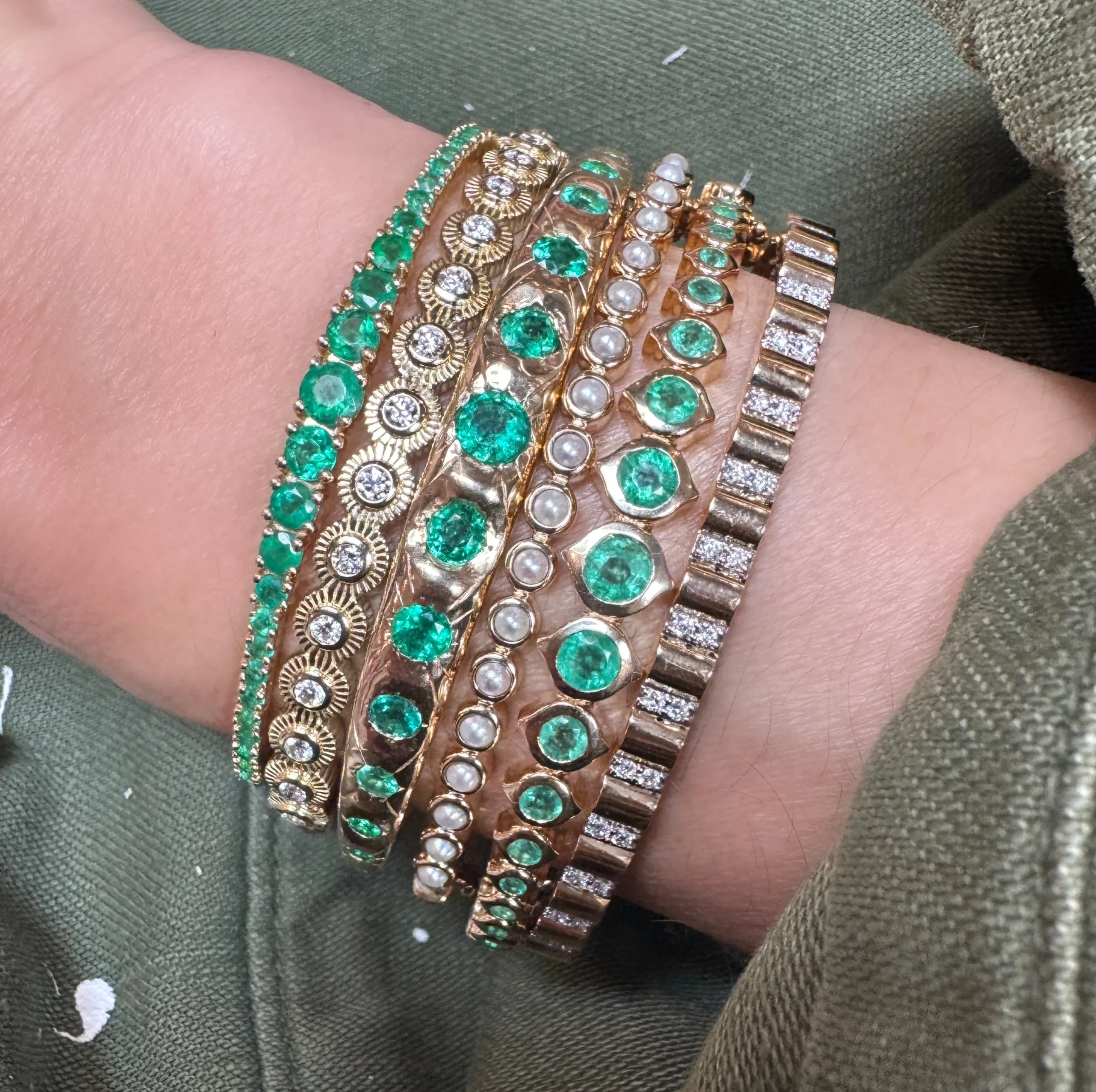 Fluted Gold & Diamond Eternity Disc Bracelet